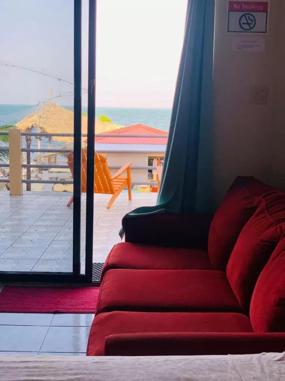 Studio Apartment with Sea View in Beach Side Condos Caye Caulker by CCVH Studio Apartment with Sea View in Beach Side Condos Caye Caulker by CCVH