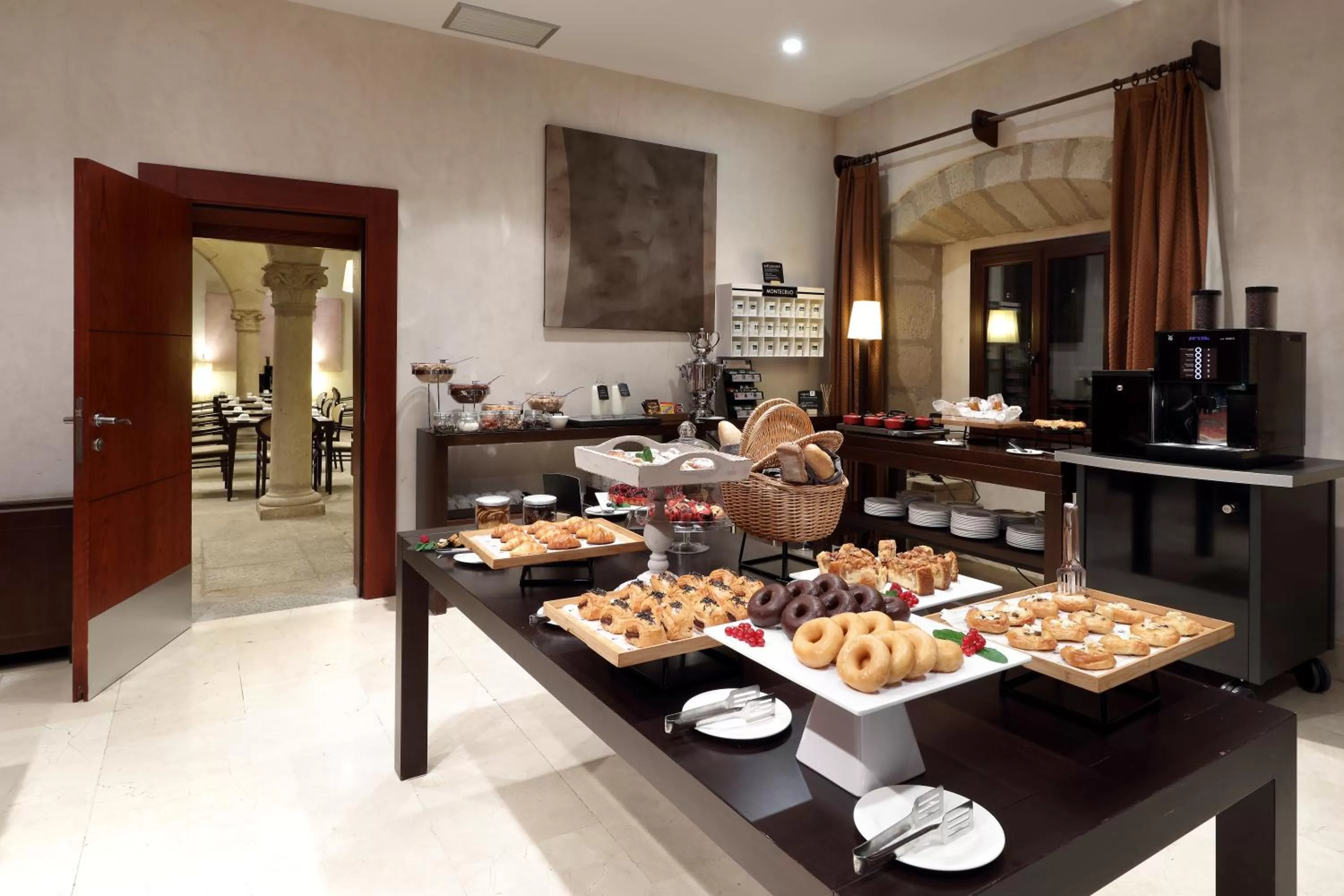 Lounge or bar in Eurostars Palacio de Santa Marta