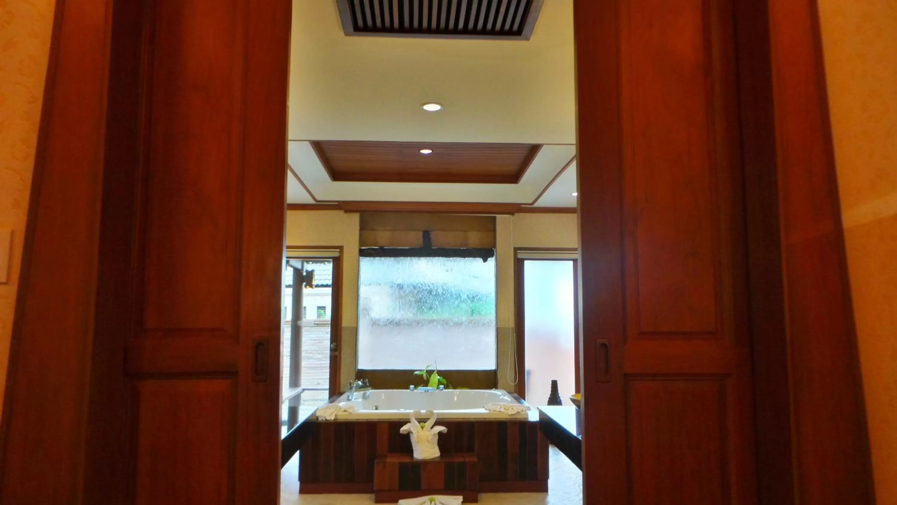 Mukdara Beach Villa & Spa Resort