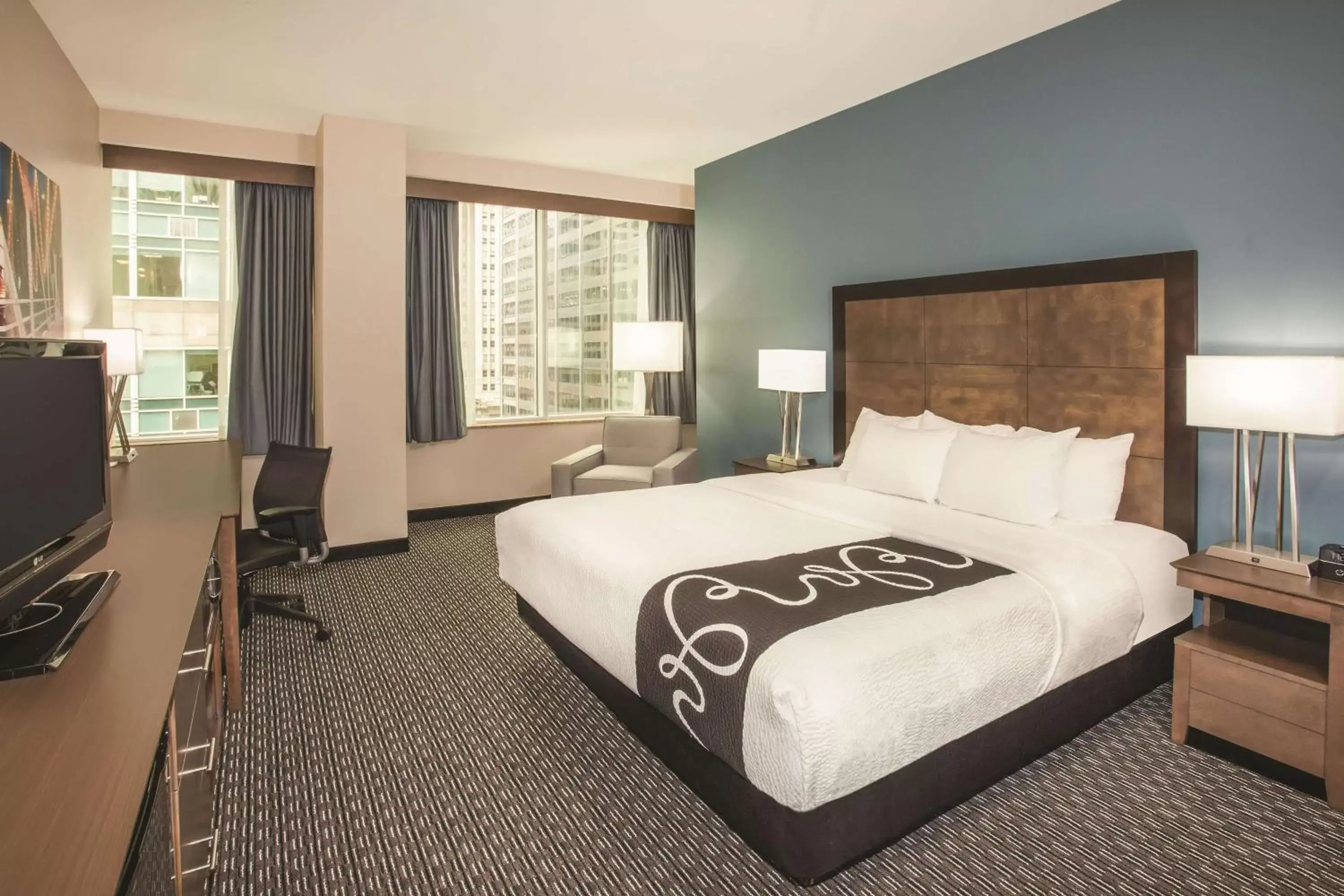 King Room in La Quinta by Wyndham Chicago Downtown King Room in La Quinta by Wyndham Chicago Downtown