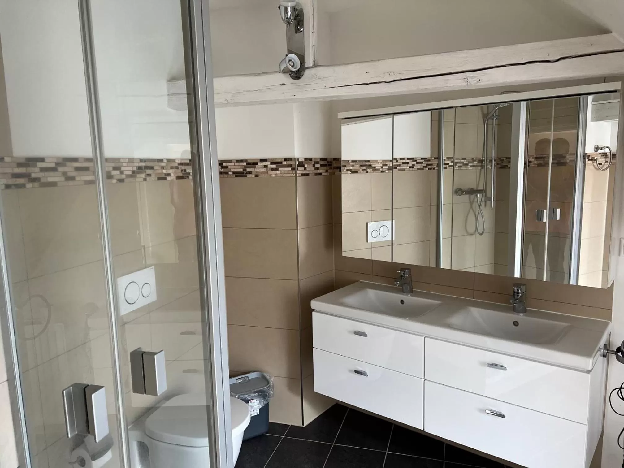 Bathroom in Lindenau Inn