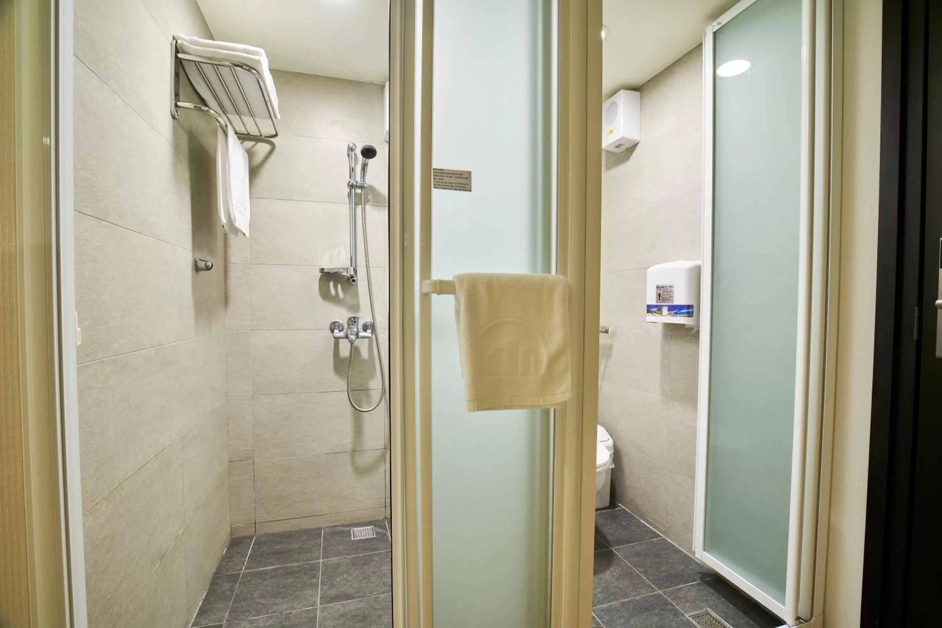 Bathroom in Place‧X Hotel