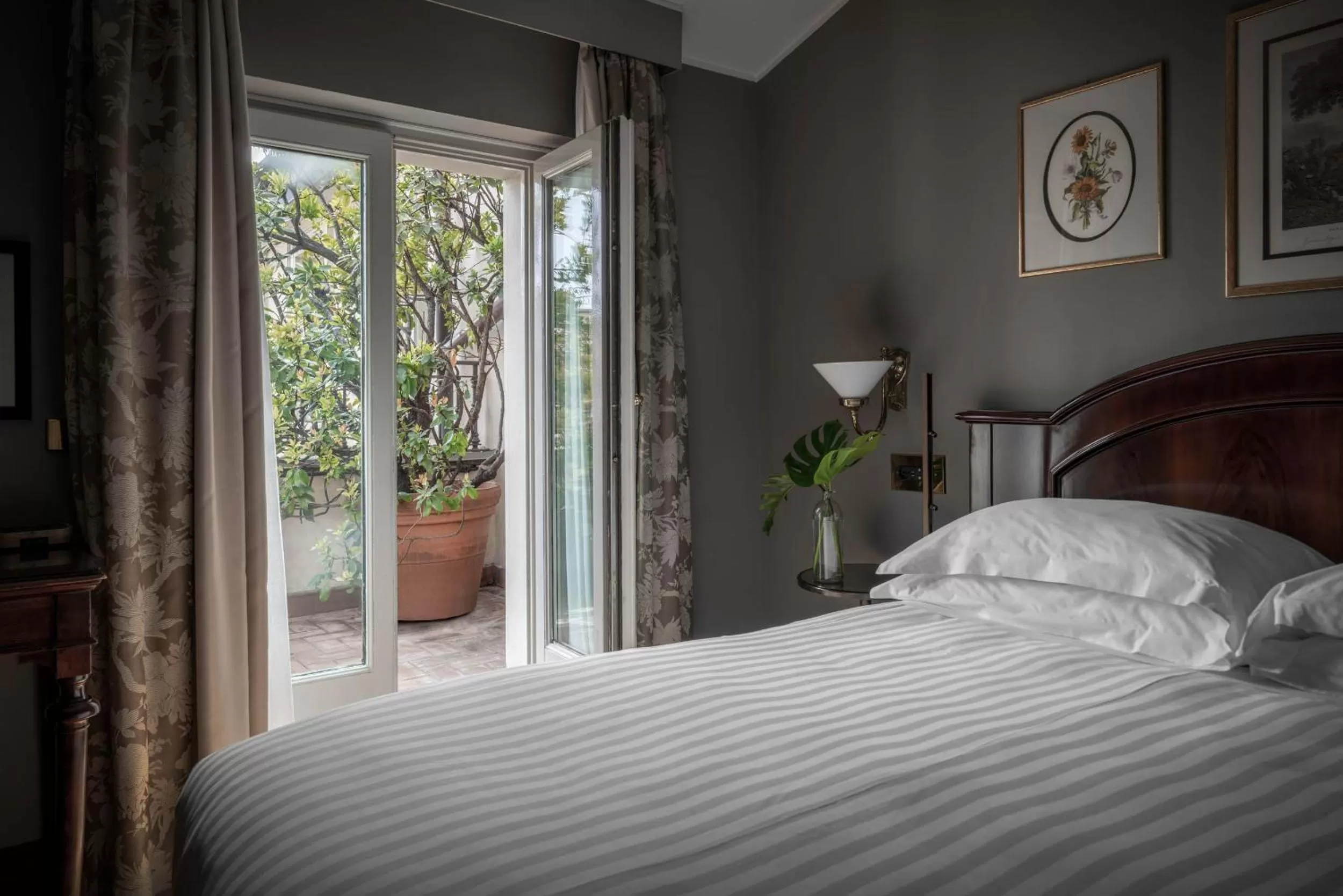 Bed in Grand Hotel et de Milan - The Leading Hotels of the World