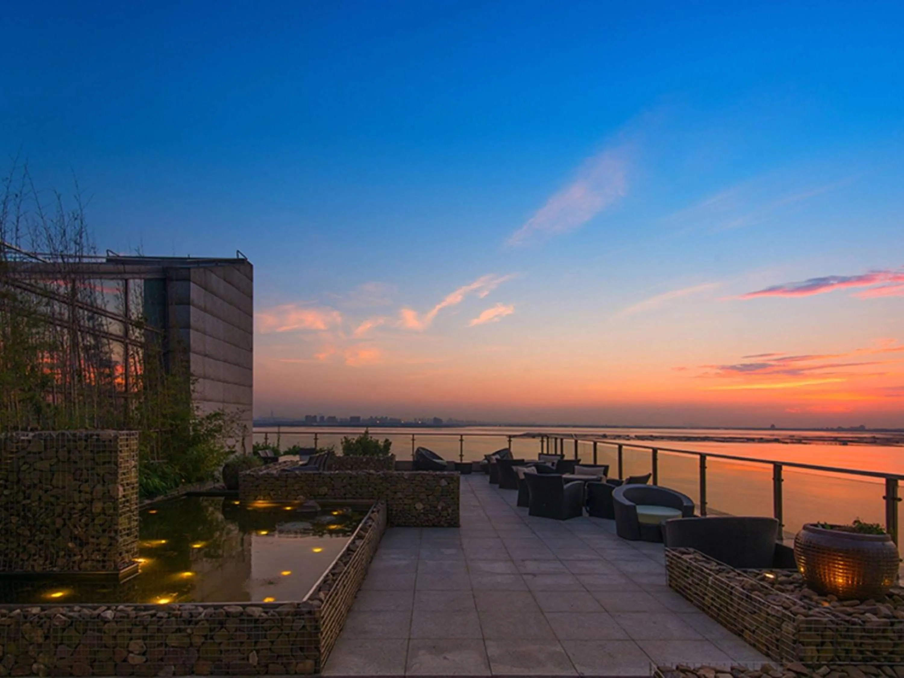 Photo of the whole room in Fairmont Yangcheng Lake