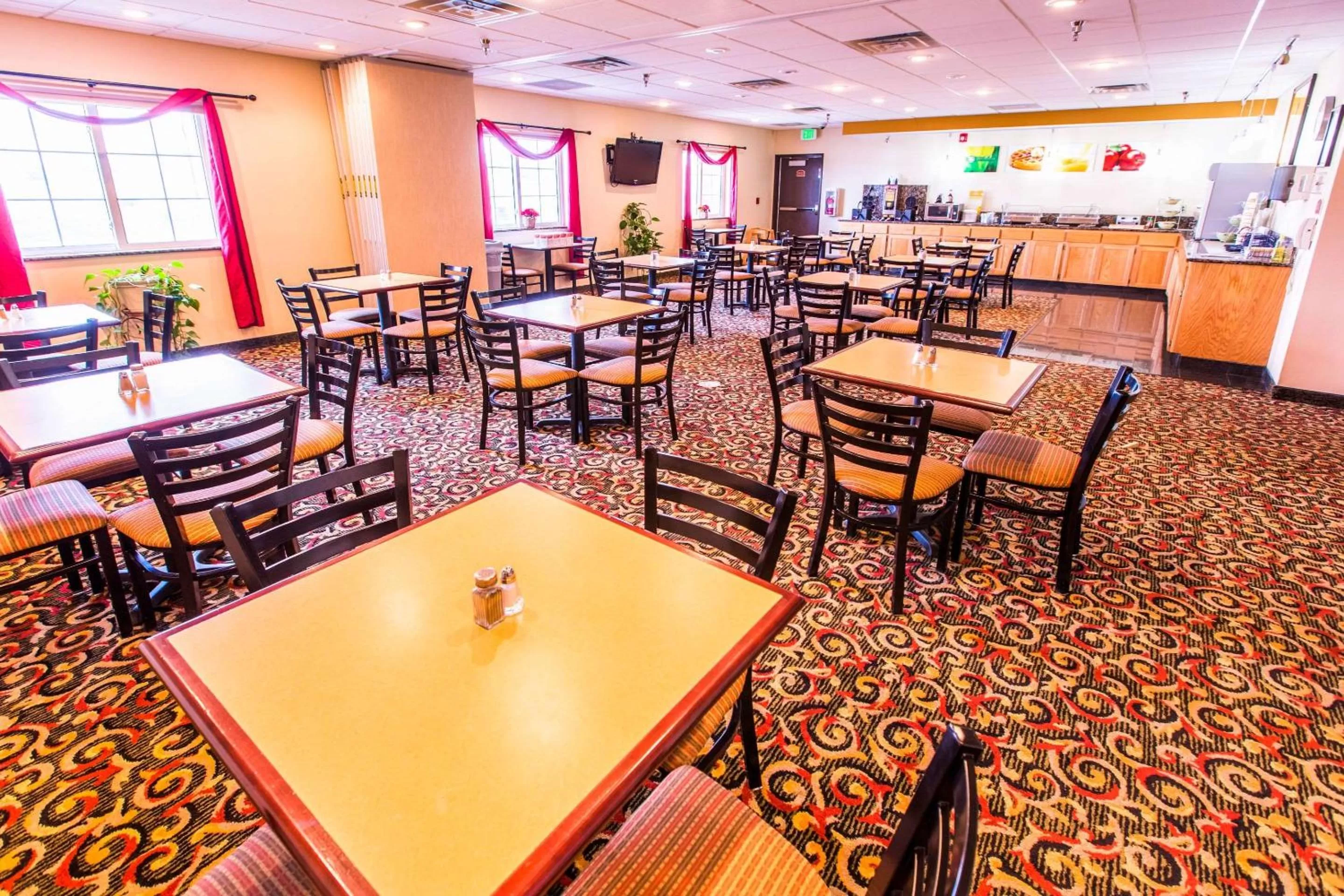 Restaurant/places to eat in Quality Inn & Suites University