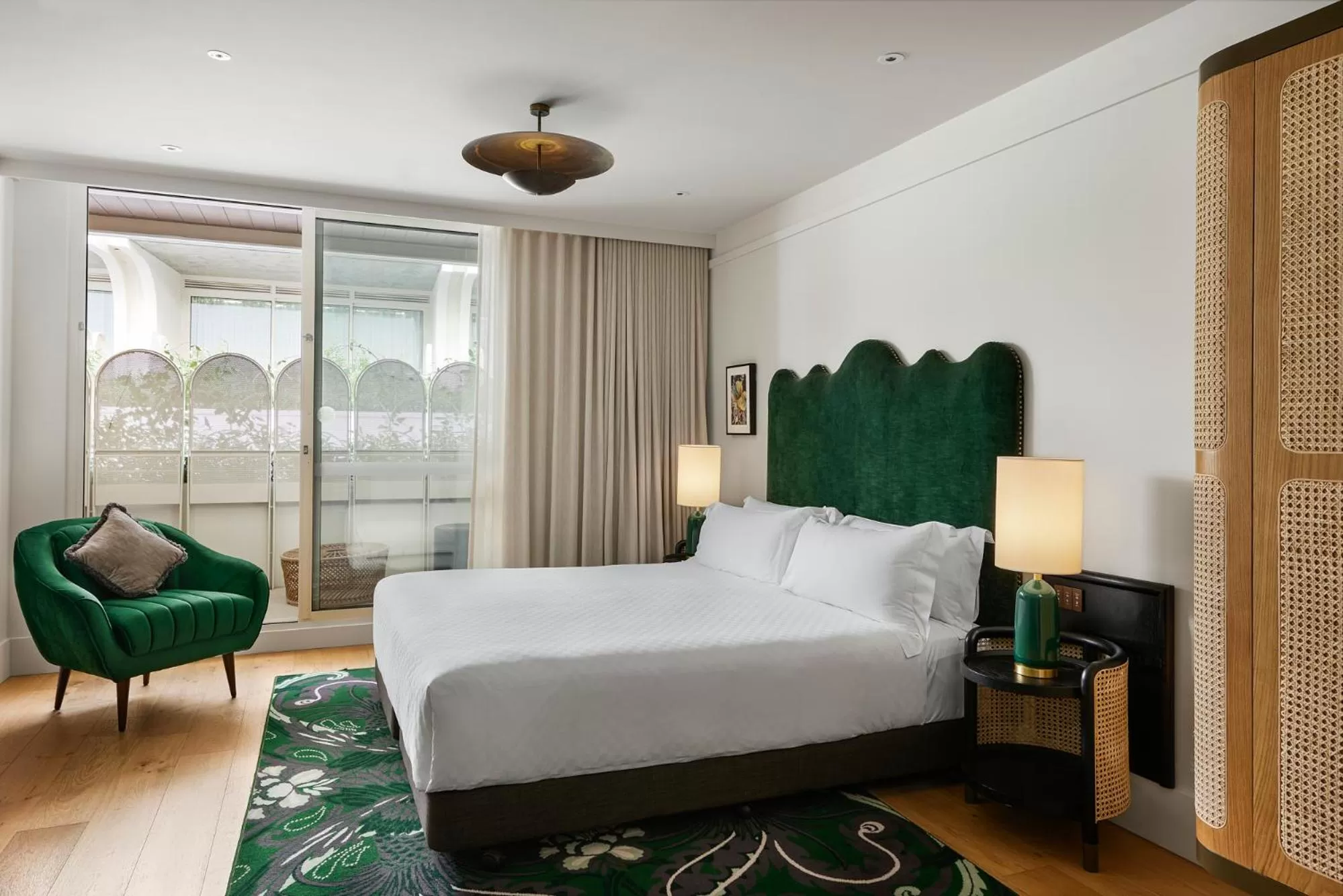 Bed in InterContinental Sorrento Mornington Peninsula