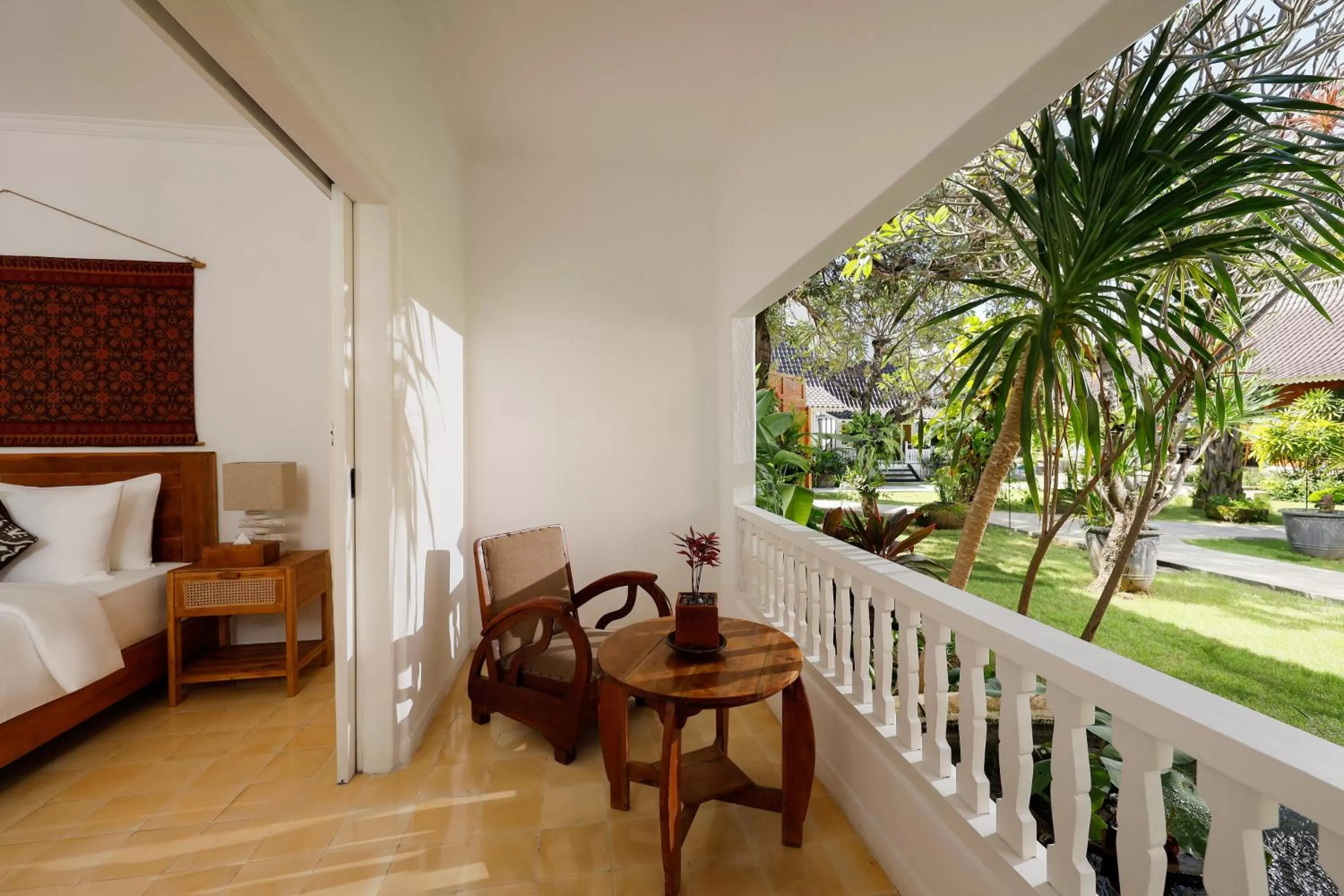 View (from property/room), Bed in Puri Tempo Doeloe Boutique Hotel