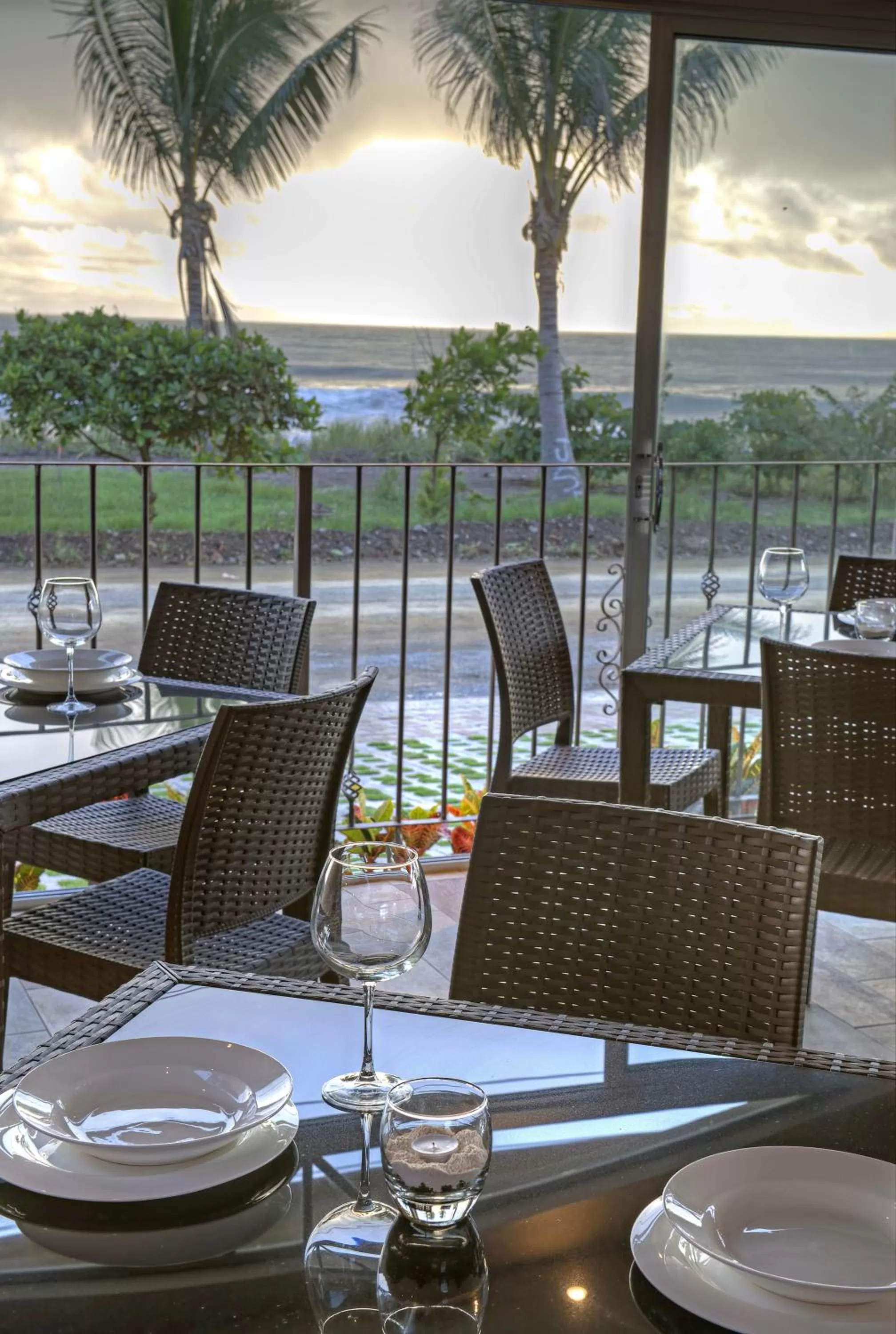 Restaurant/places to eat in Beachfront Hotel Tramonto