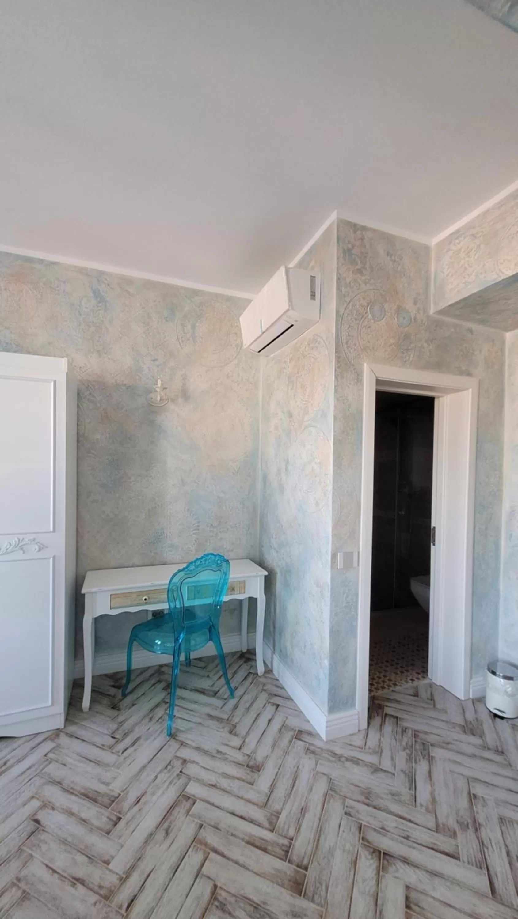 Seating area in Terrace Suites Iasi