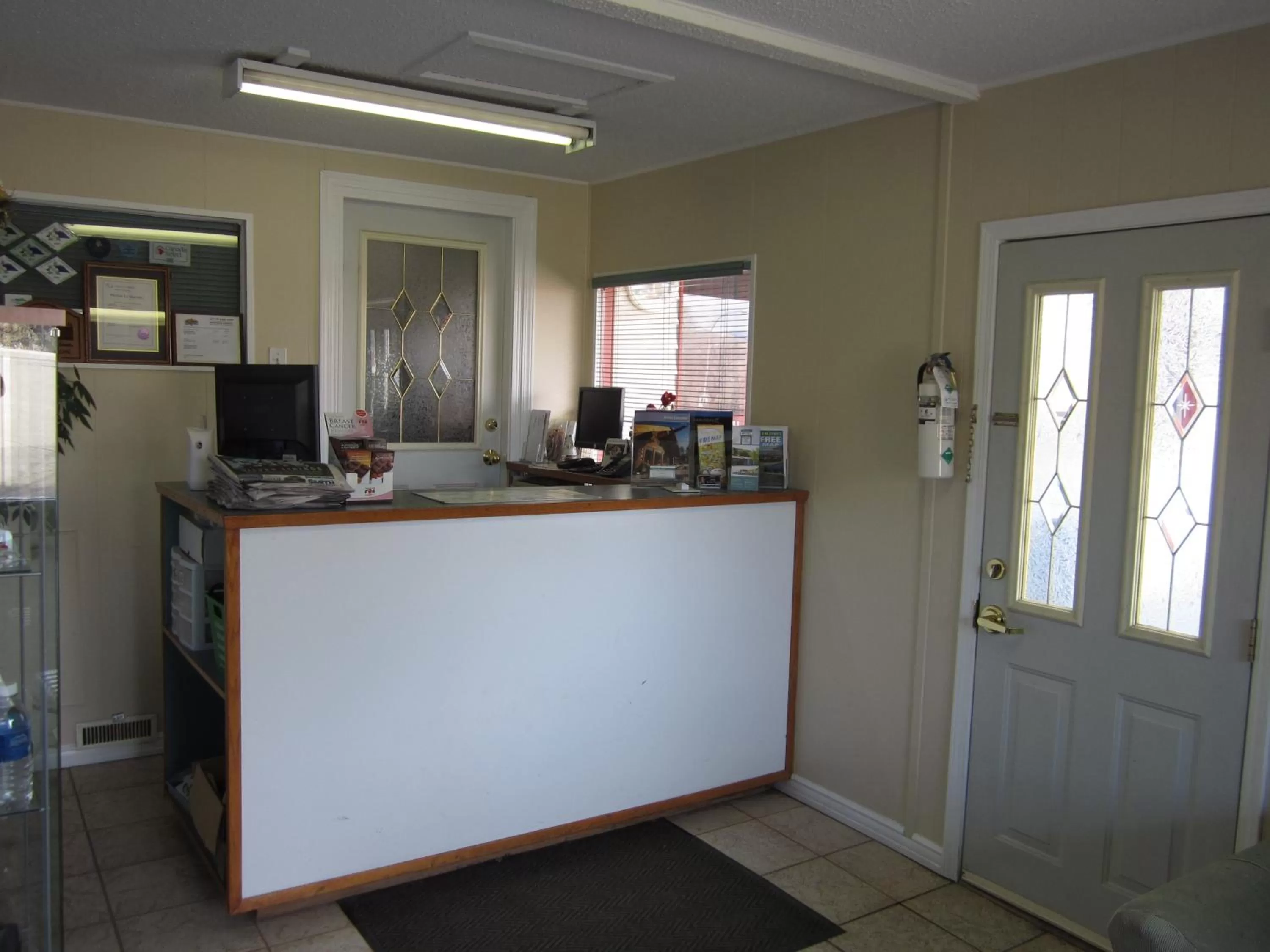 Lobby or reception in Grandview Motel