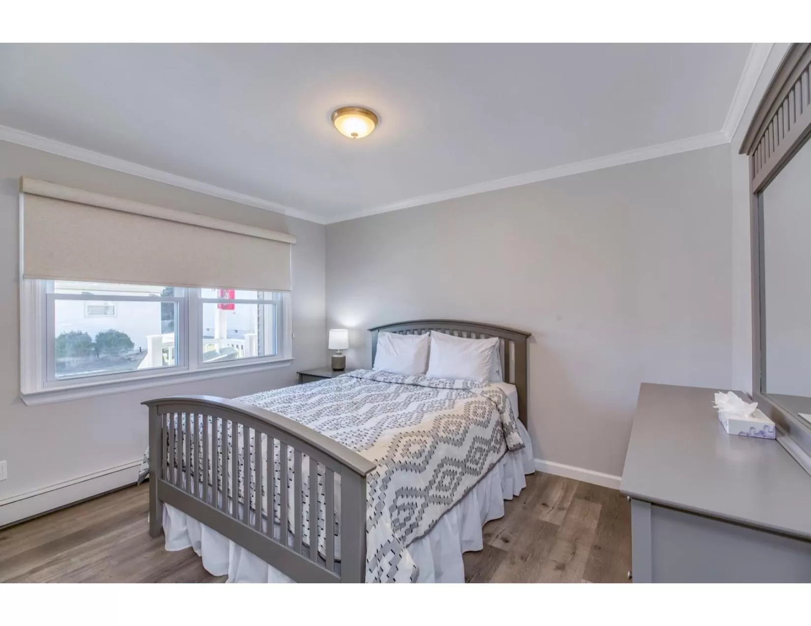 Bed in Colonial Shores Resort