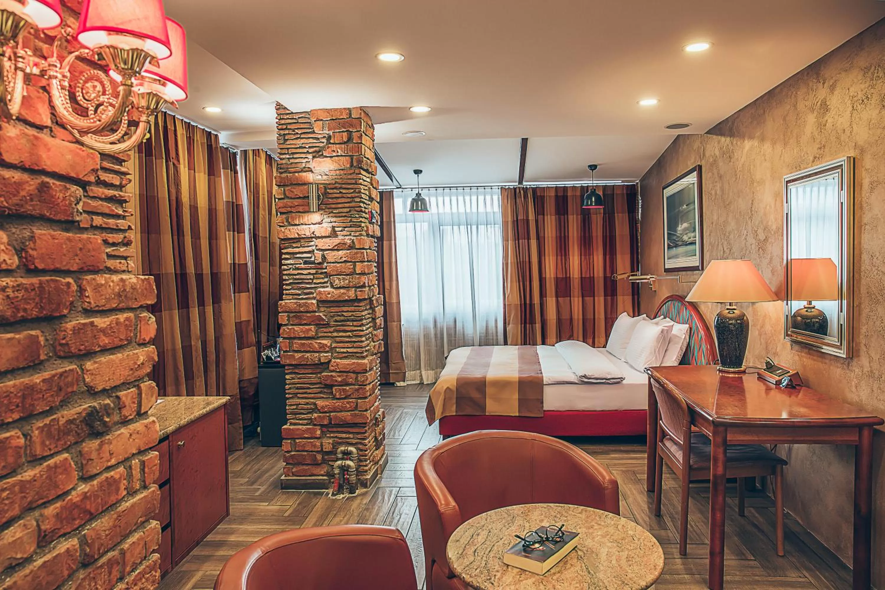 Photo of the whole room in Hotel Super 8