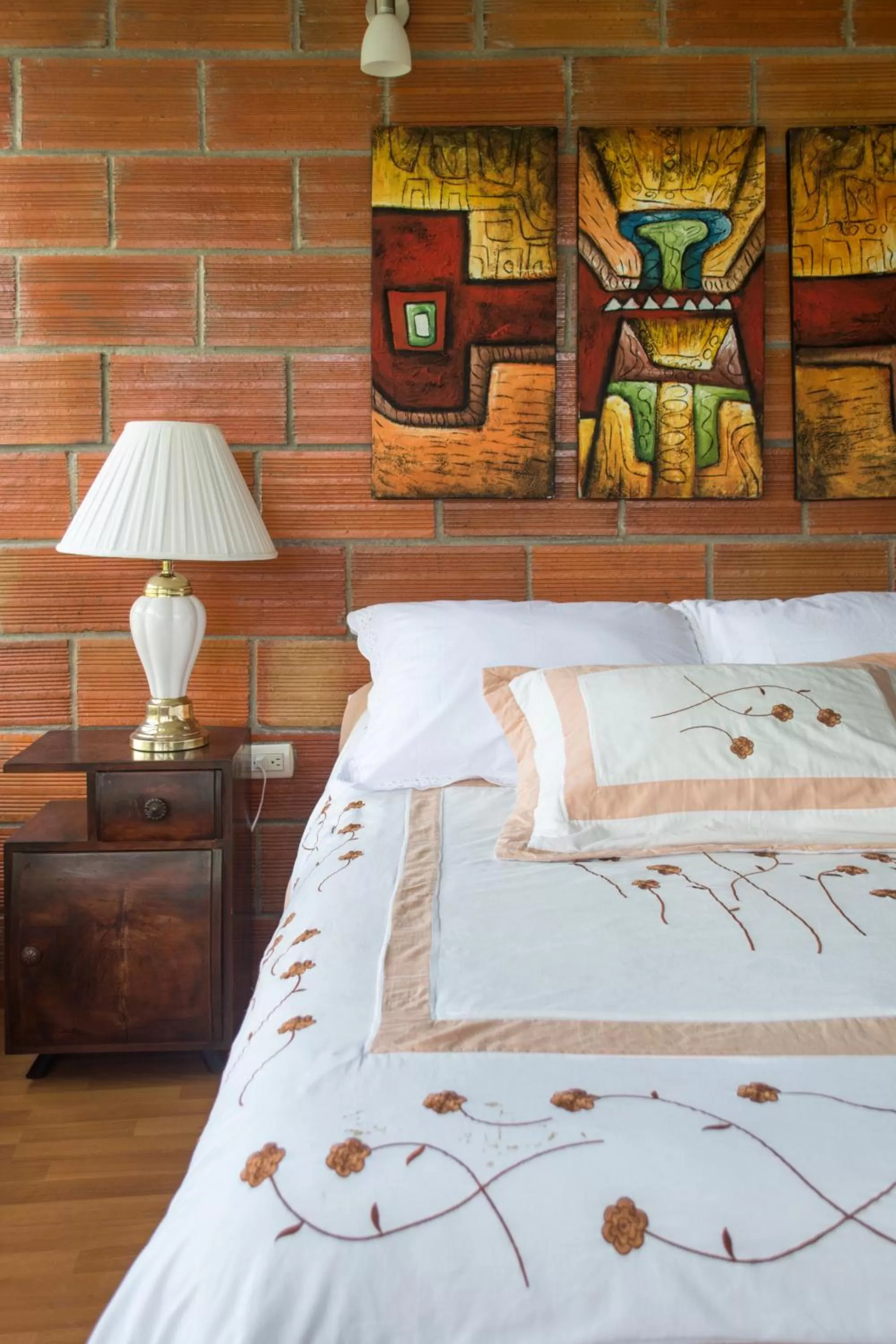 Decorative detail, Bed in Hosteria Florecer