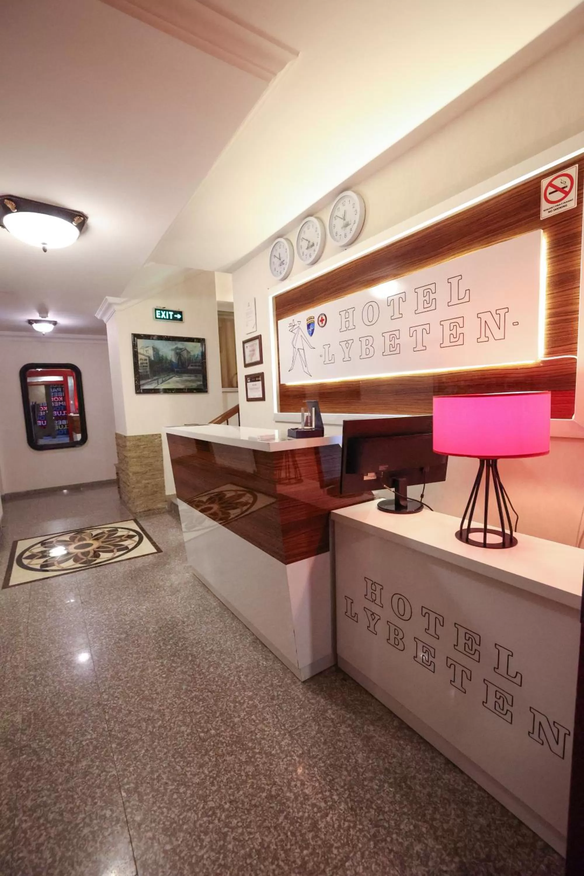 Lobby/Reception in HOTEL LYBETEN