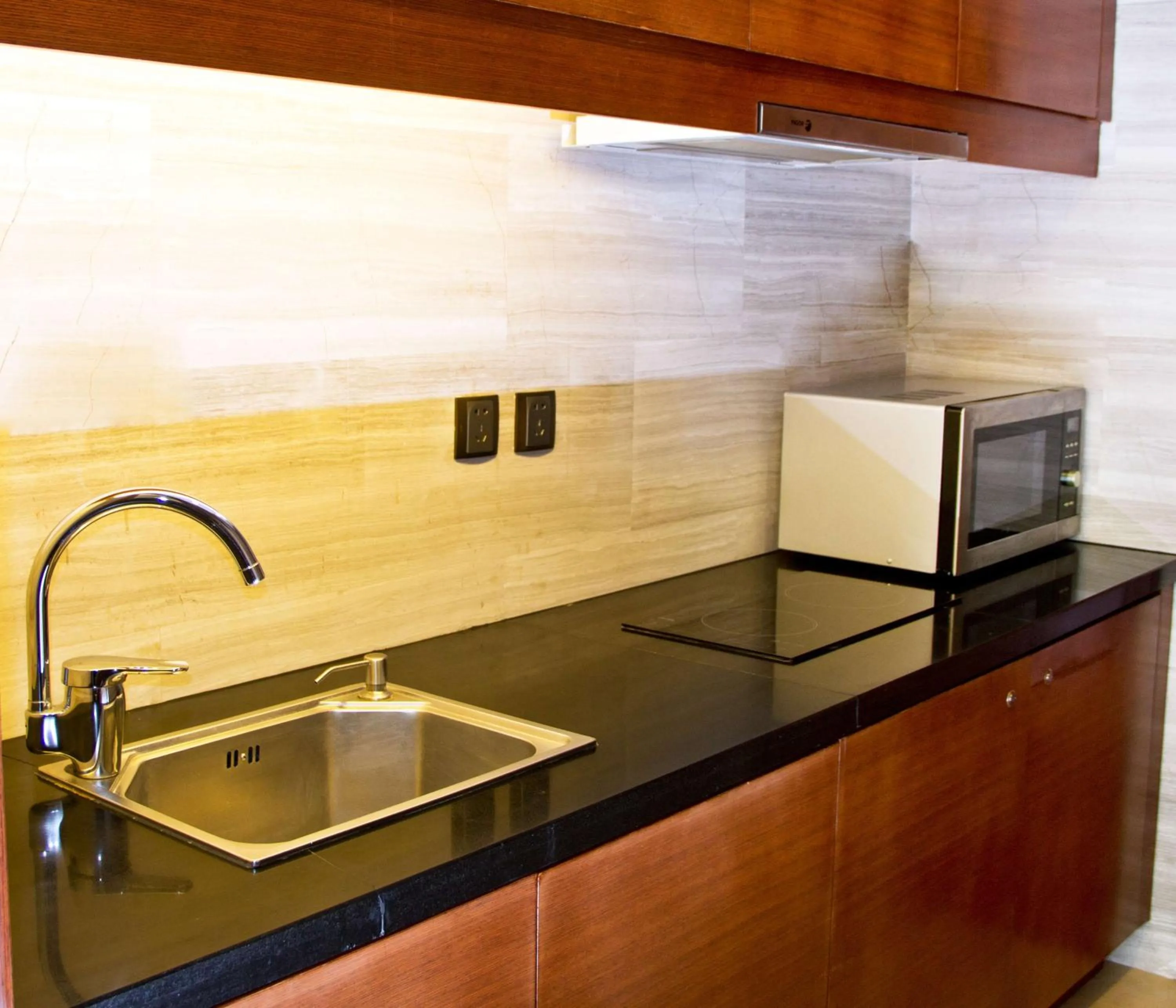 Kitchen or kitchenette in DoubleTree by Hilton Shenyang