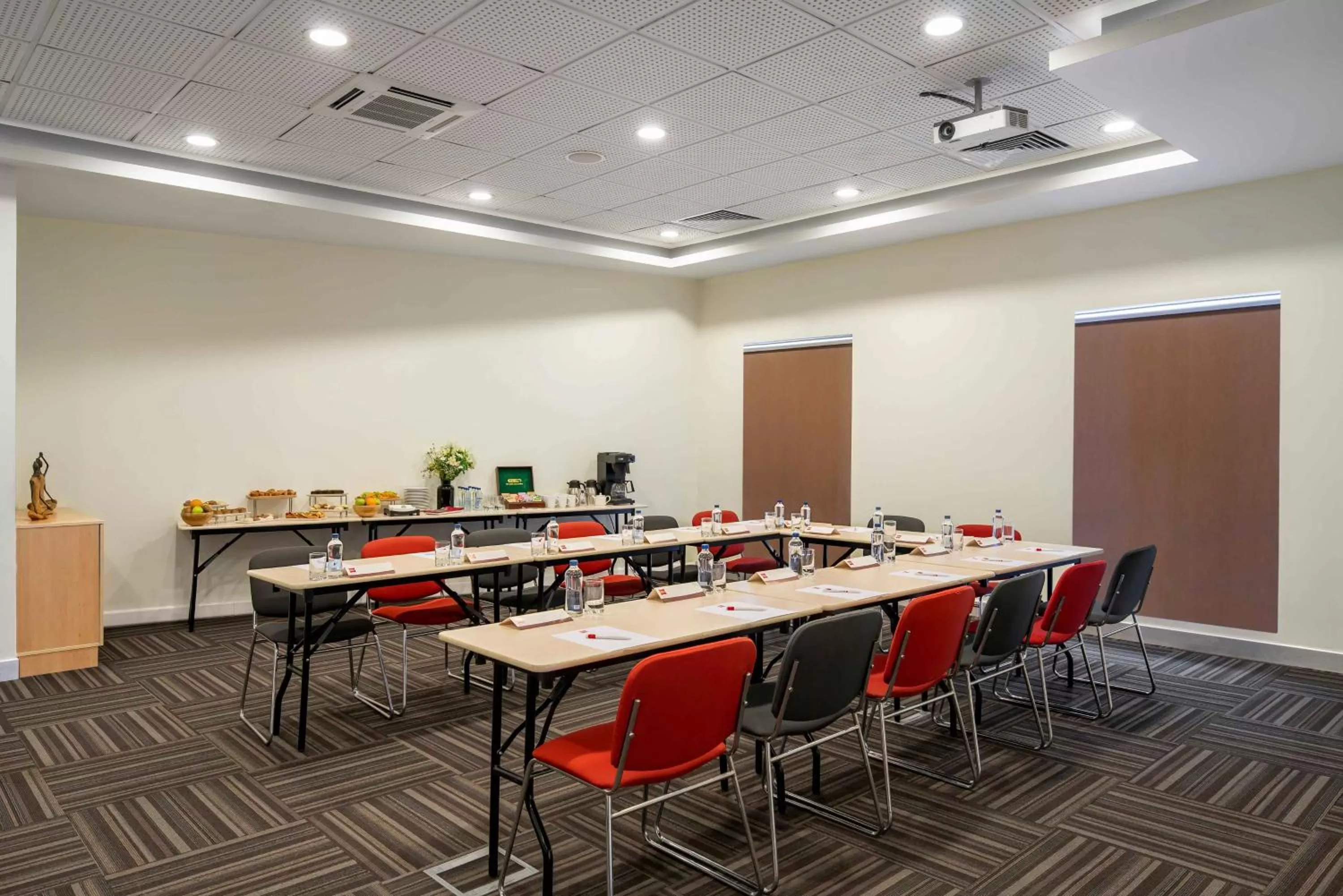 Meeting/conference room in Ibis Izmir Alsancak