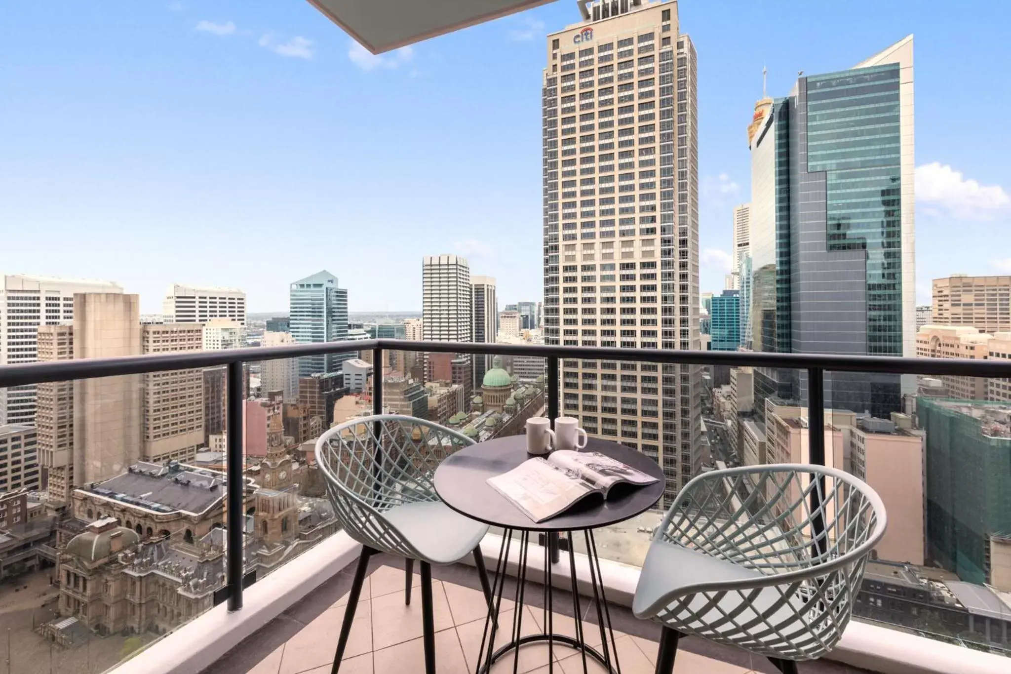One Bedroom Altitude Suite in Meriton Suites Pitt Street, Sydney One Bedroom Altitude Suite in Meriton Suites Pitt Street, Sydney