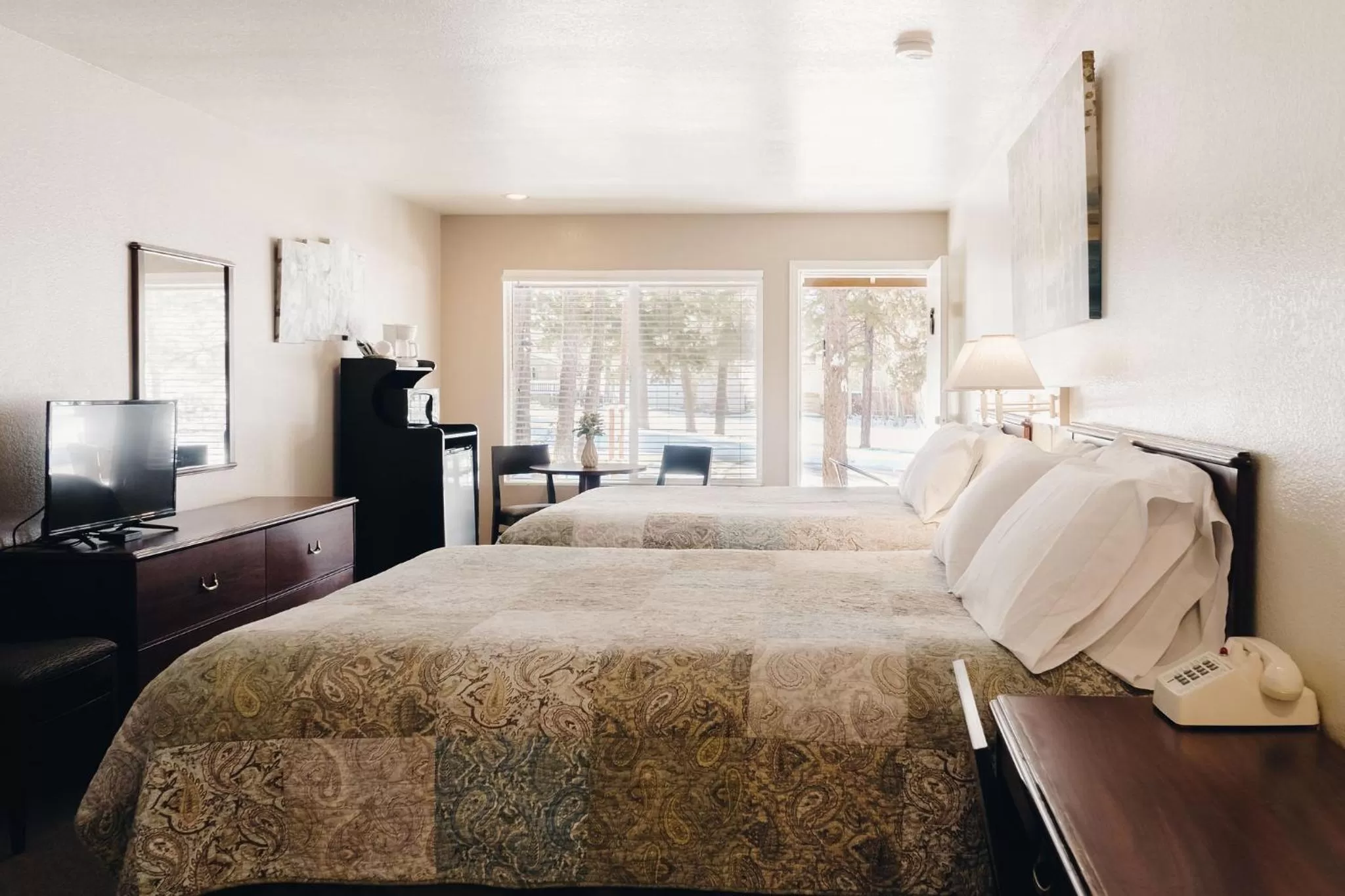 Bed in Vintage Lakeside Inn