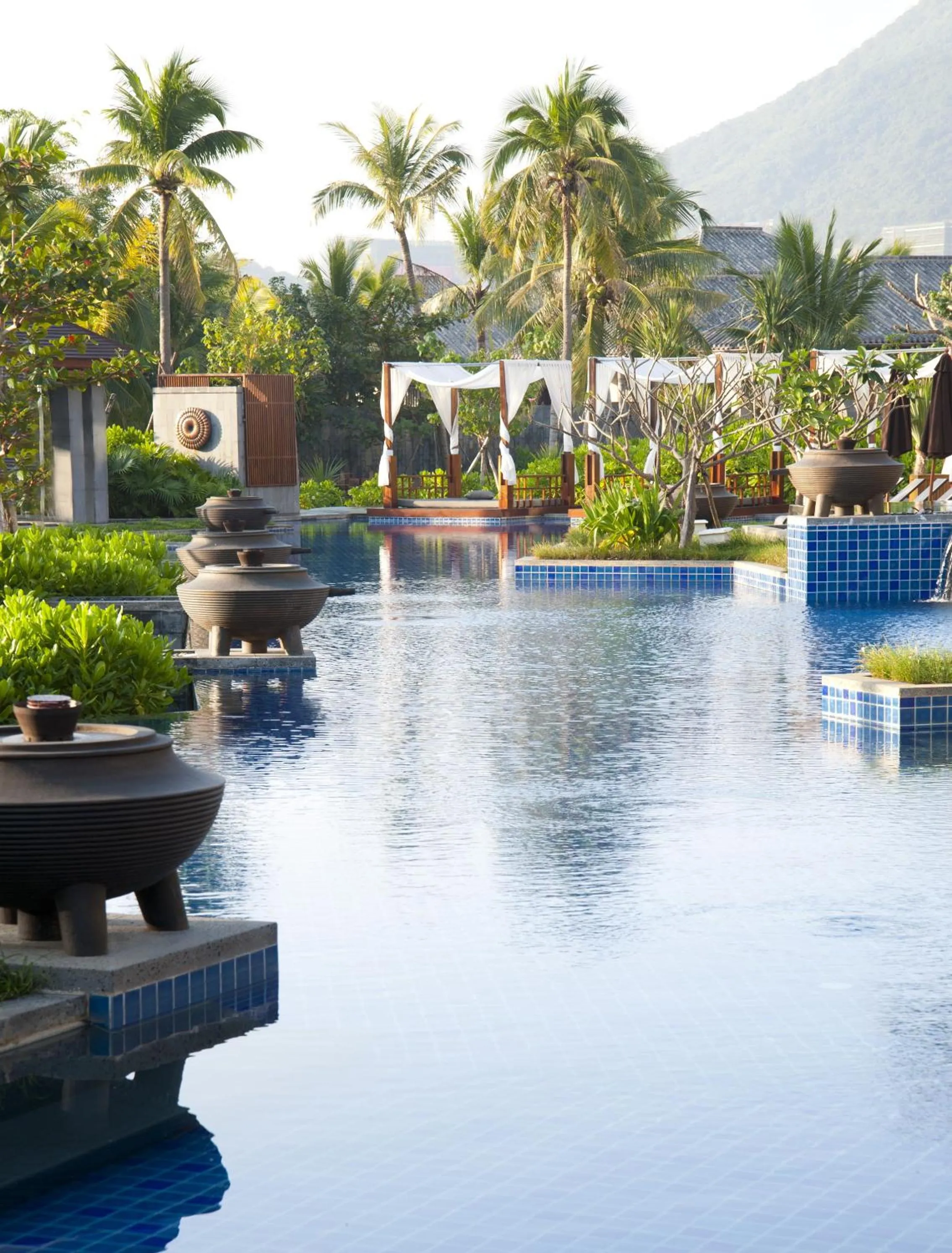 Swimming pool in Sanya LUHUITOU Resort & Spa