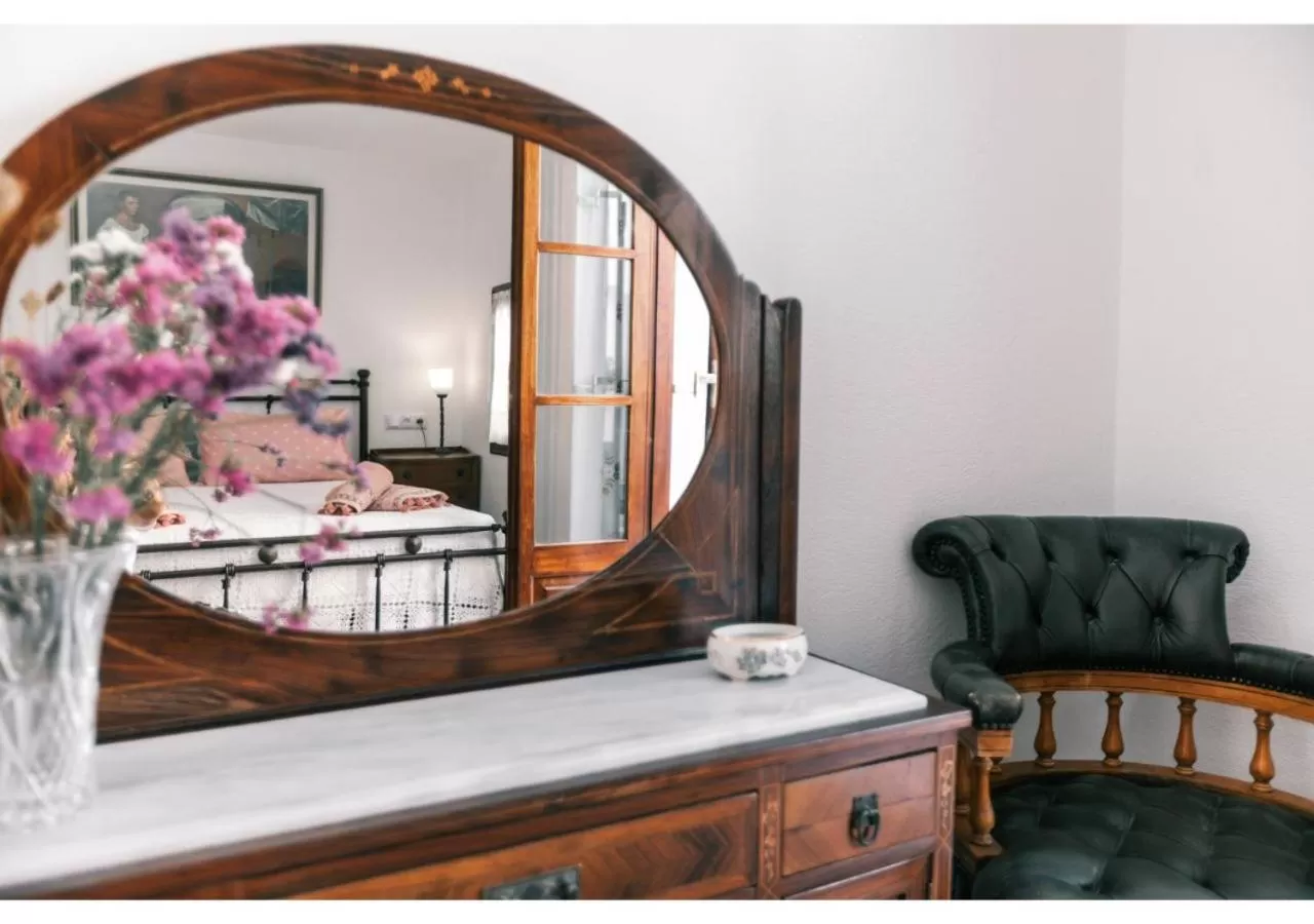 Spring in Arco Naxos Luxury Apartments