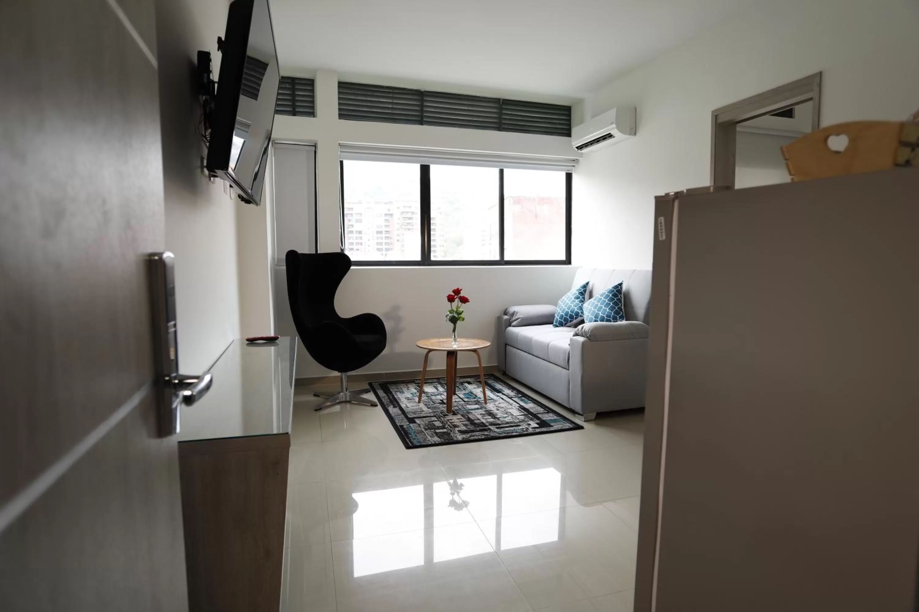 Seating Area in ON Hotel Cali