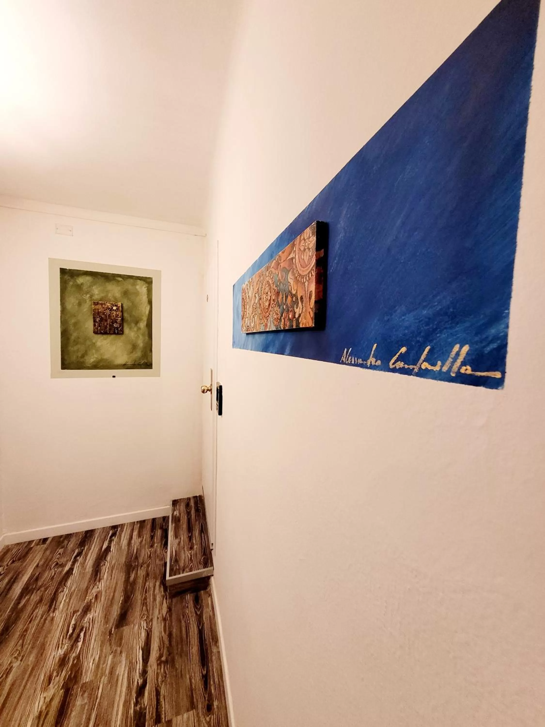 Decorative detail, TV/Entertainment Center in Hotel San Francesco e il lupo