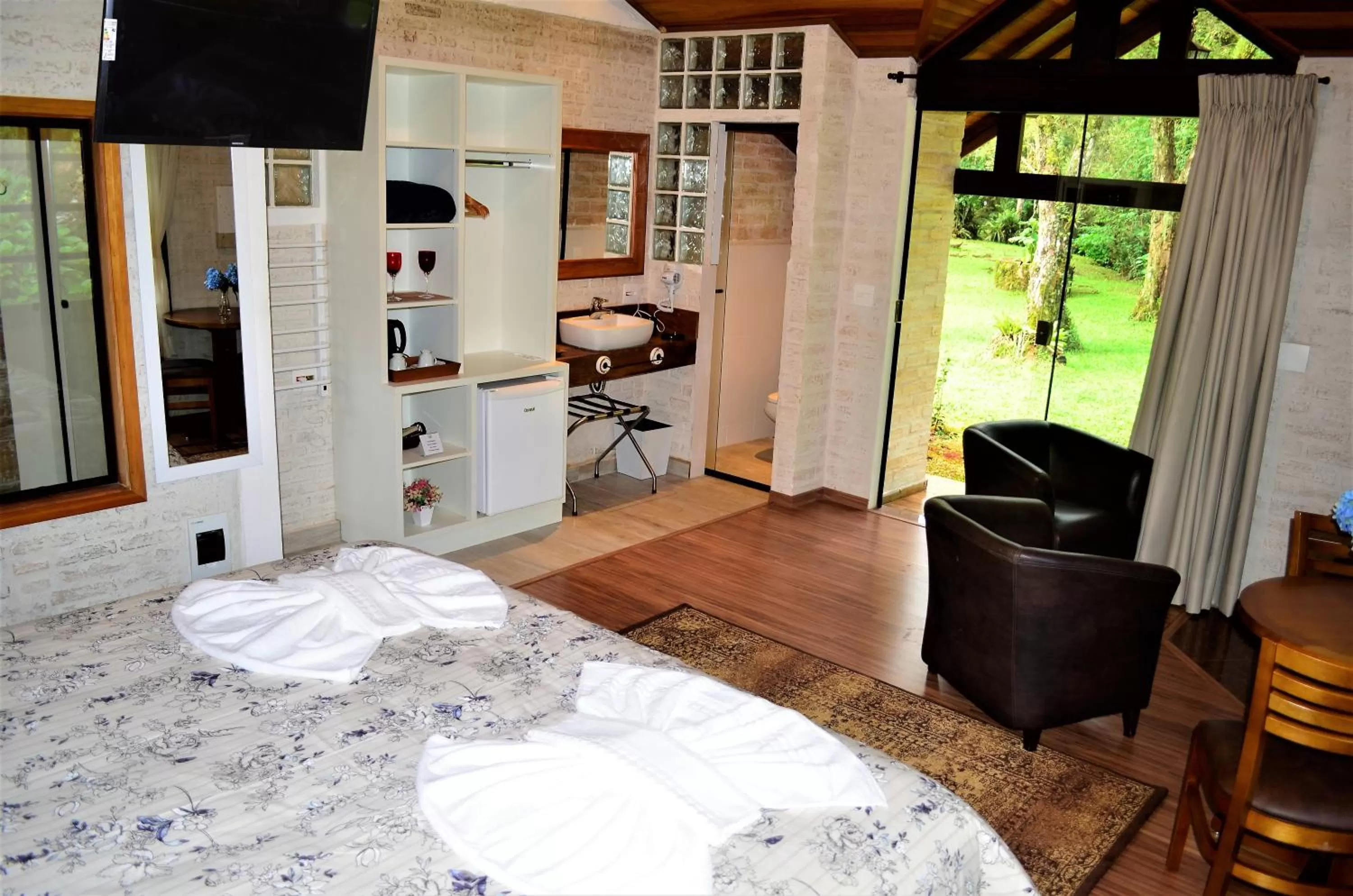 Patio in Pousada Toca Da Coruja