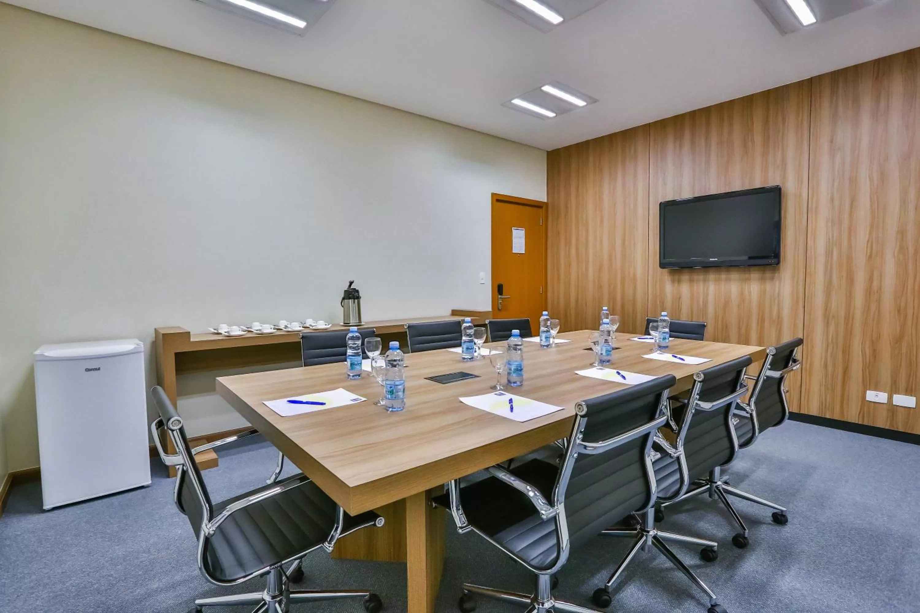 Meeting/conference room in Comfort Mogi Guaçu