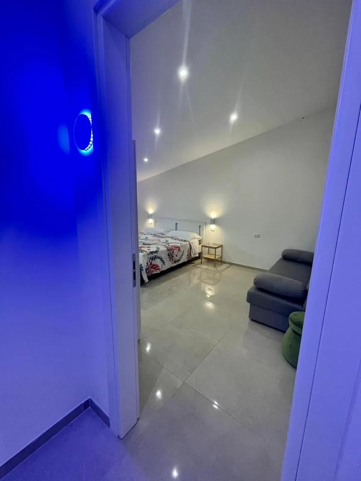 Photo of the whole room, Bed in D ANNUNZIO house