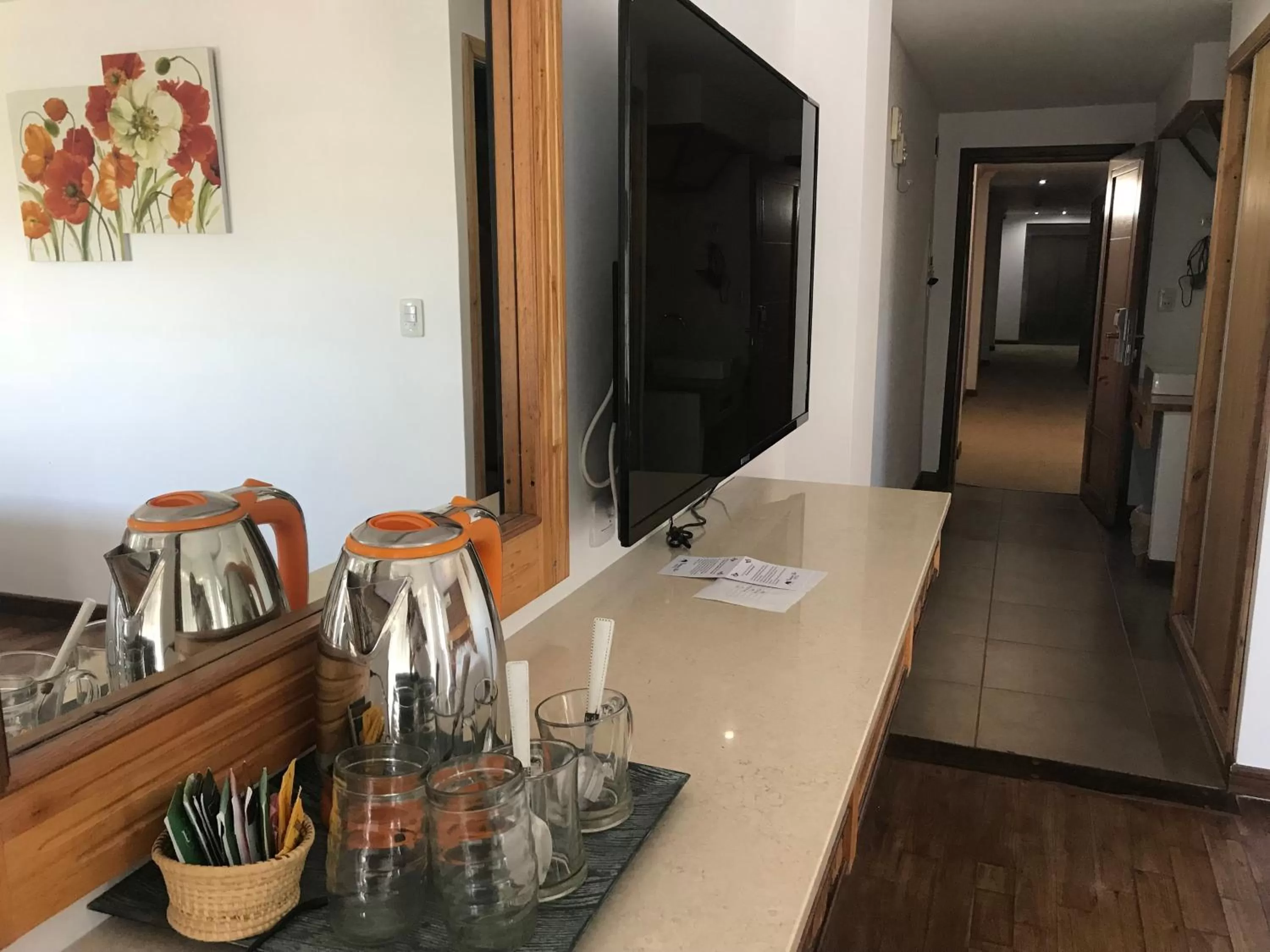 Kitchen/Kitchenette in Costanera Mar Hotel & Suites
