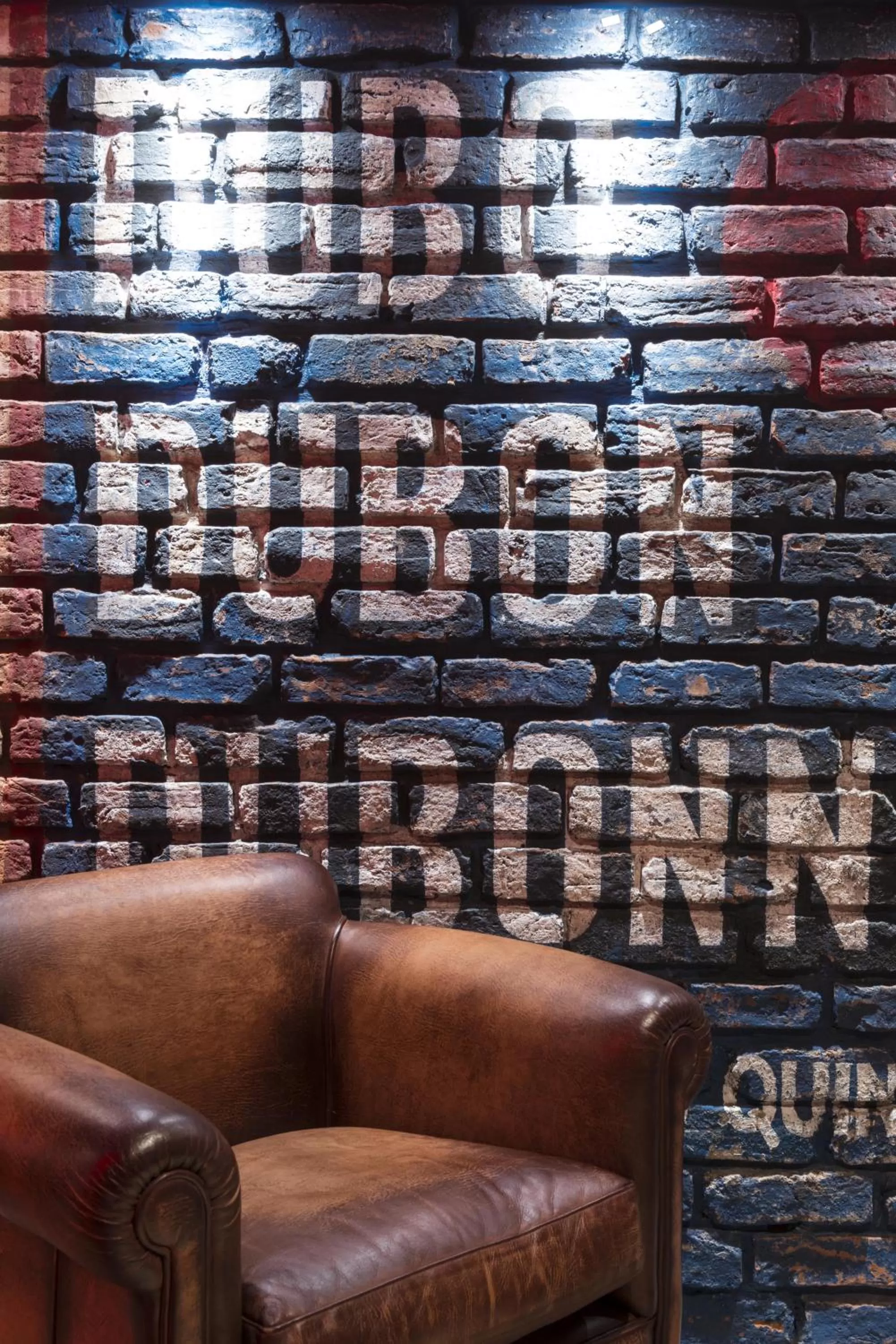 Lounge or bar in Angels Share Hotel