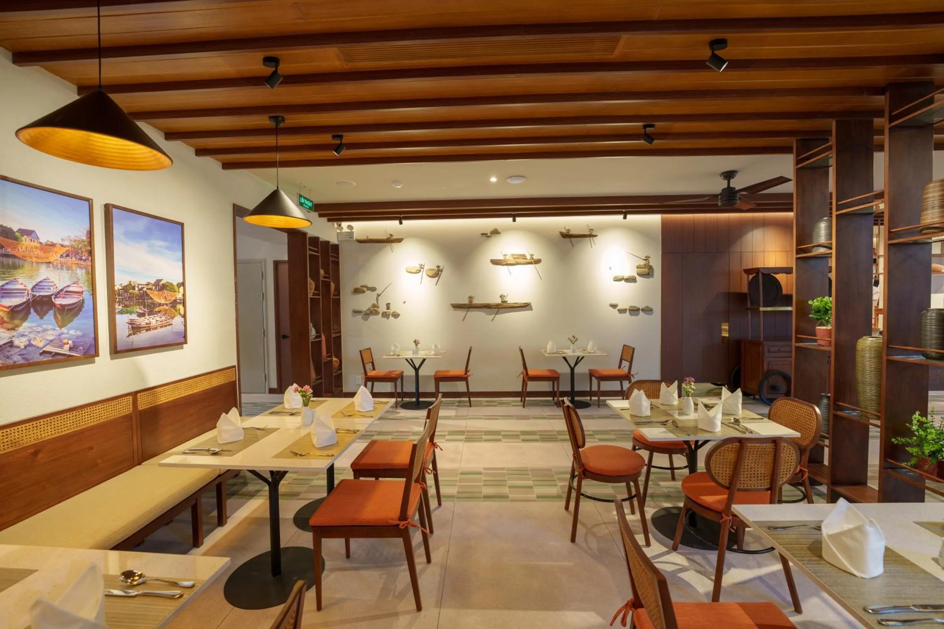 Restaurant/places to eat in Cozy An Boutique Hotel Hoian