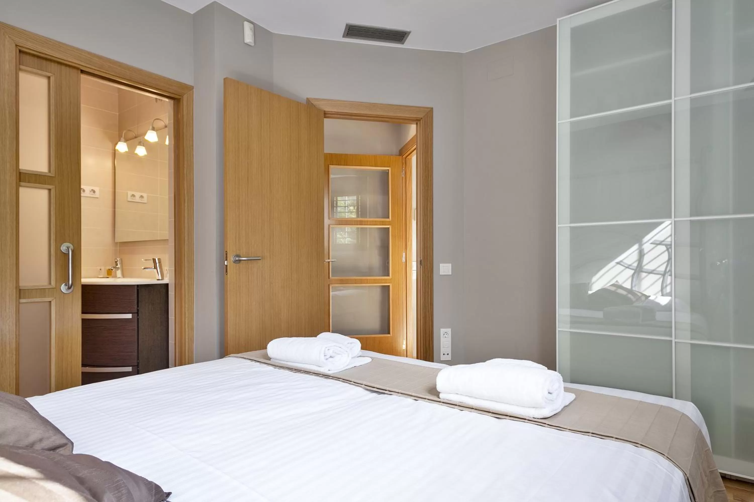 Bedroom, Bed in Hotel Acta Laumon