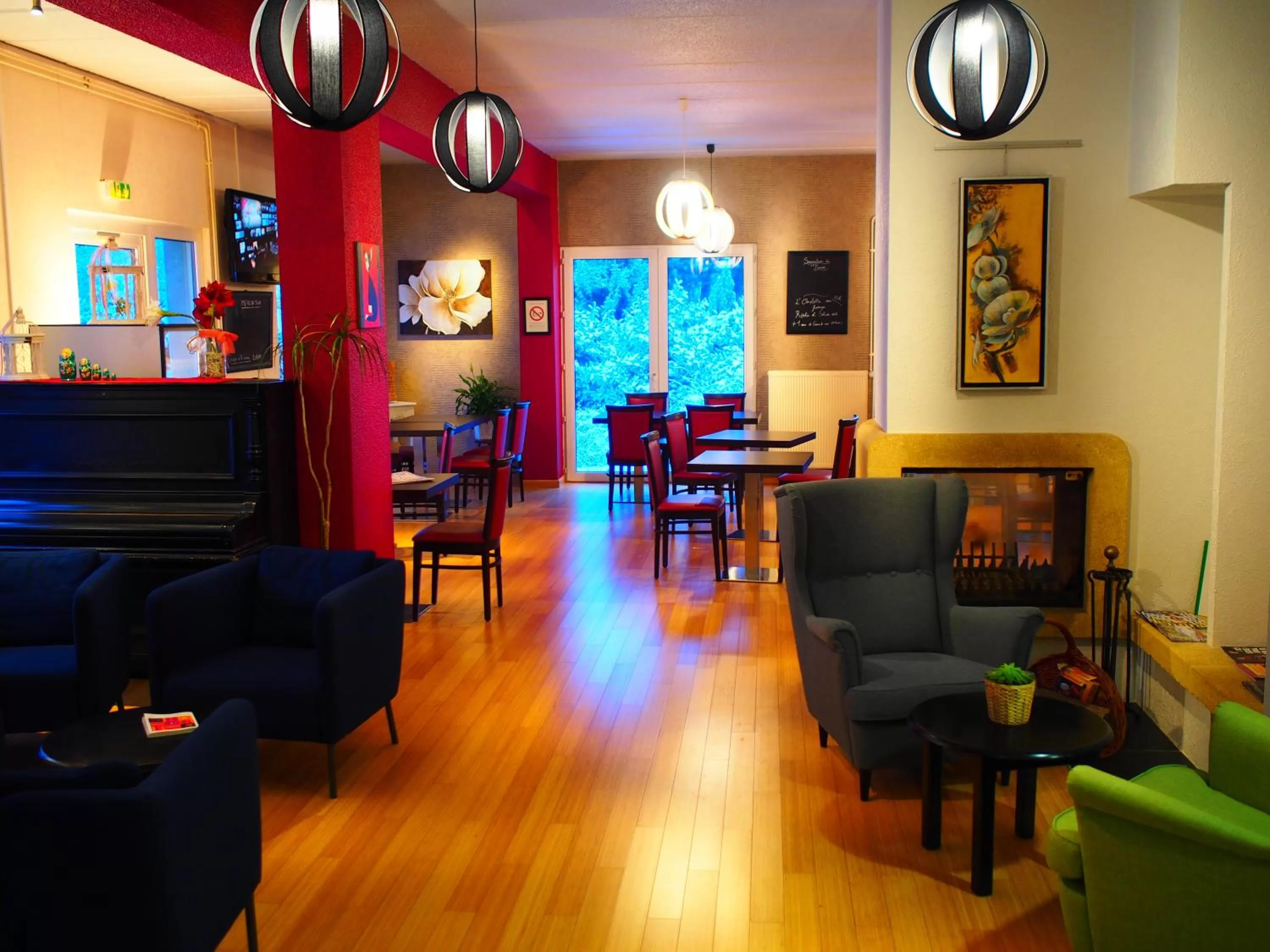 Living room in Hôtel et Restaurant Aster, Saint-Avold Nord