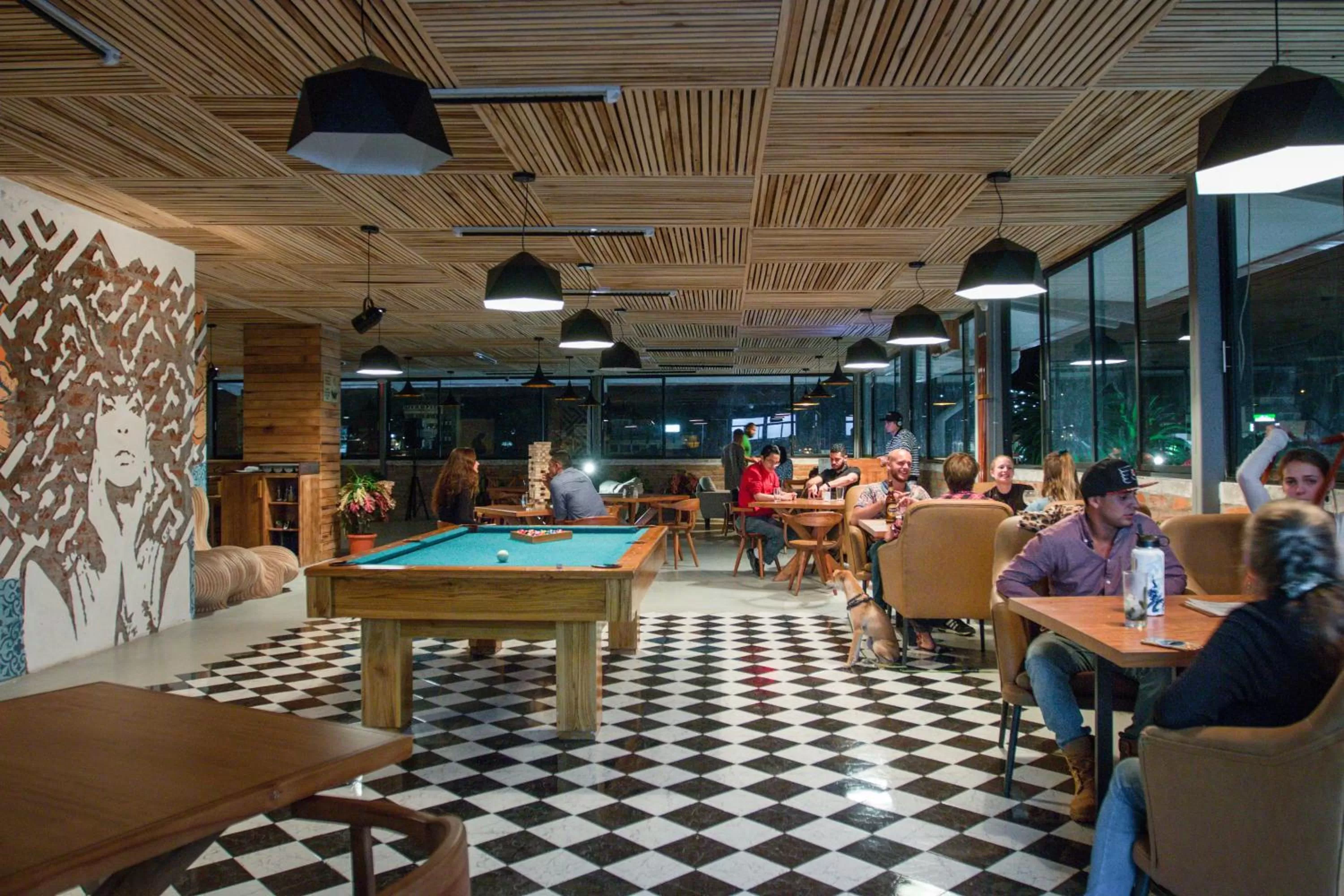 Restaurant/places to eat in Hotel Brio Centro