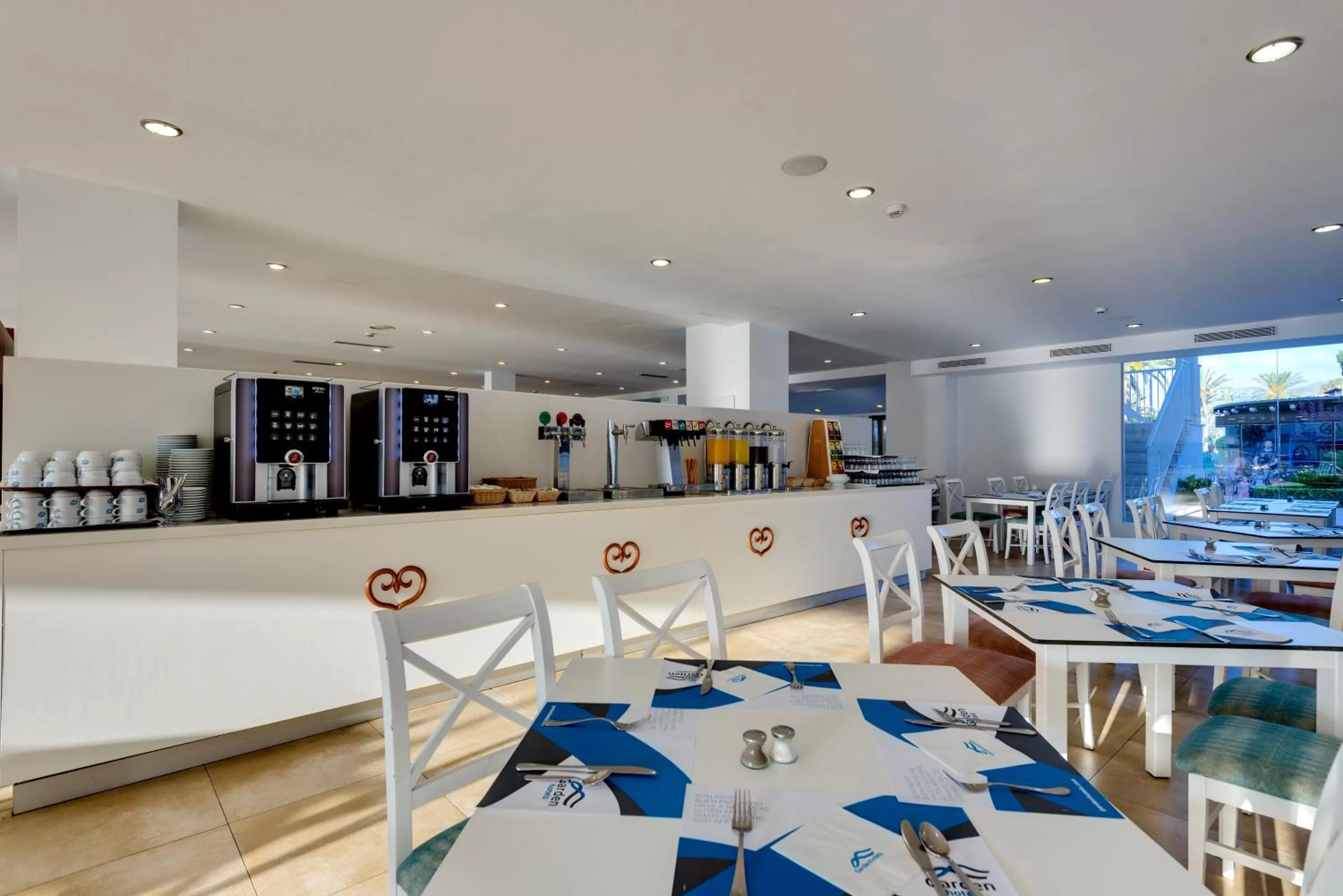 Restaurant/places to eat in Alcudia Garden Aparthotel