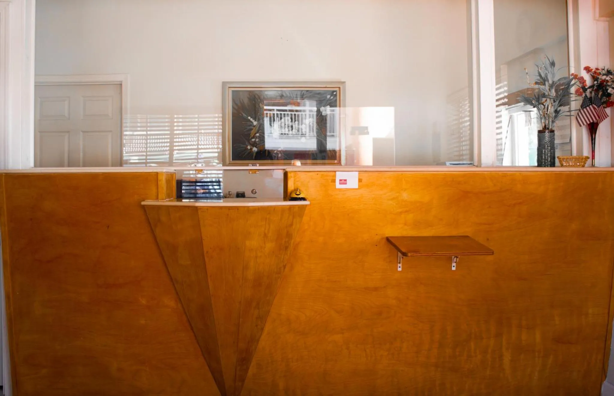 Lobby or reception in Discovery Inn