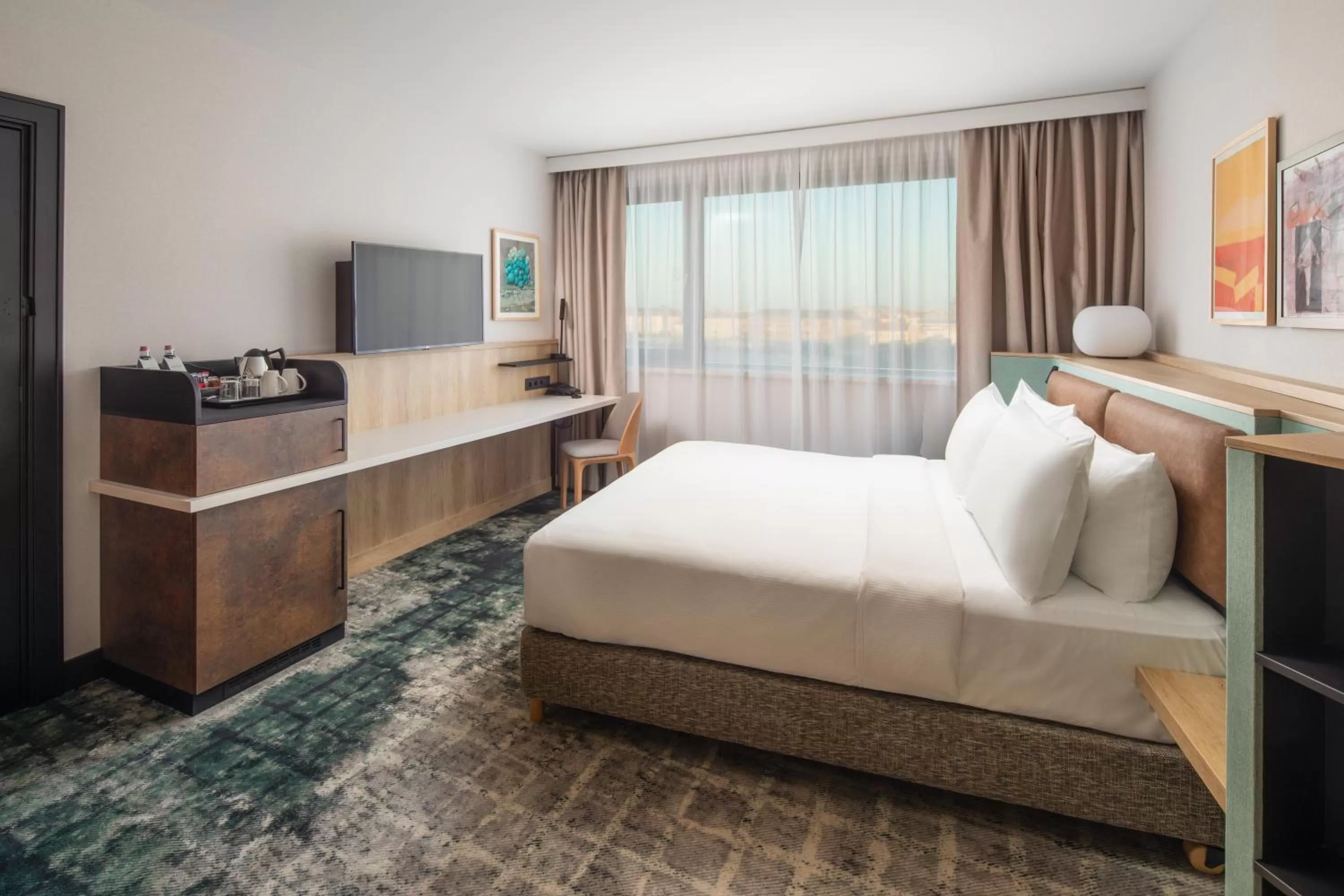 Photo of the whole room, Bed in Crowne Plaza Budapest by IHG