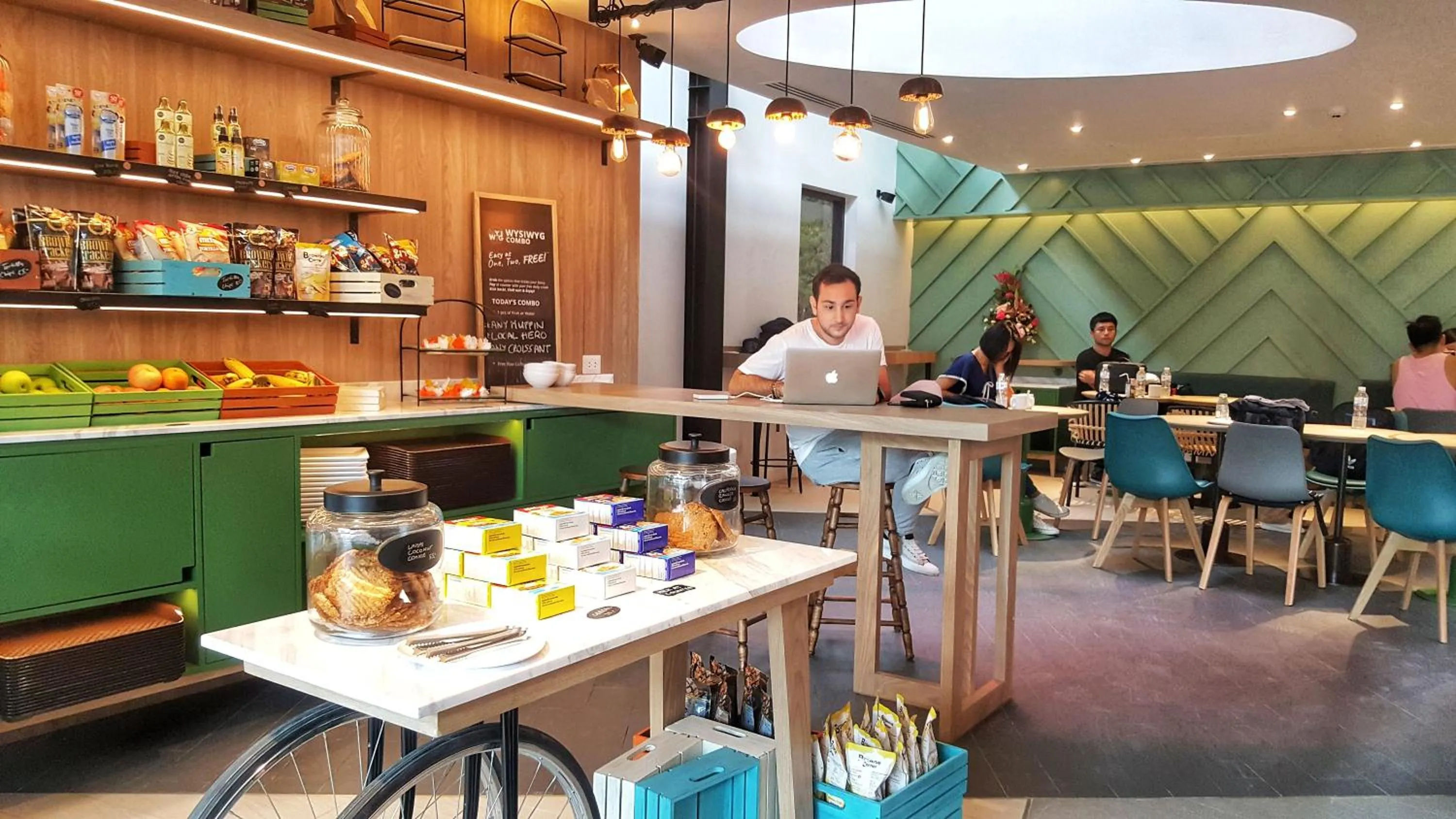 Restaurant/places to eat in COSI Samui Chaweng Beach - SHA Plus