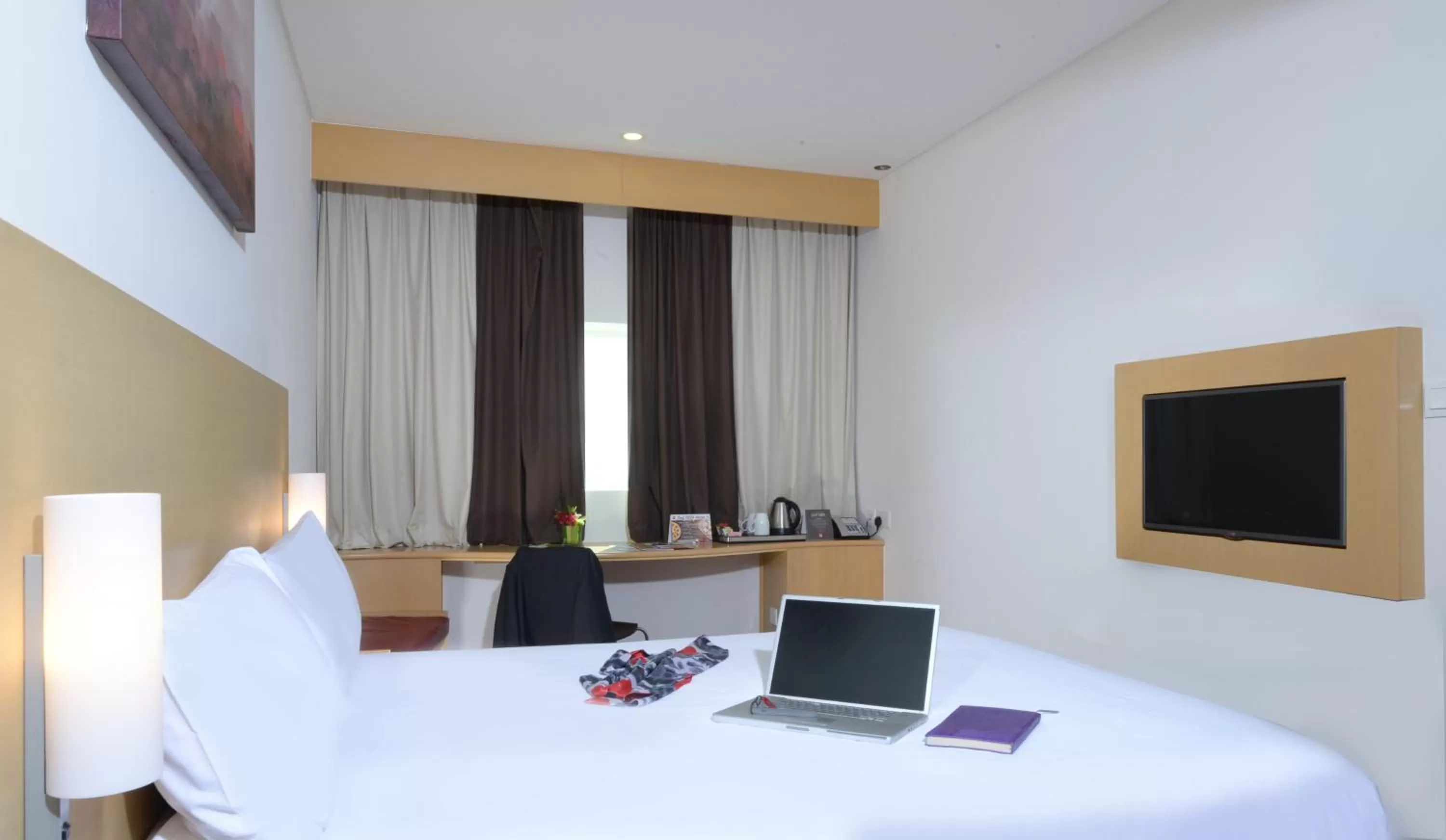 Bedroom, Bed in ibis Seef Manama