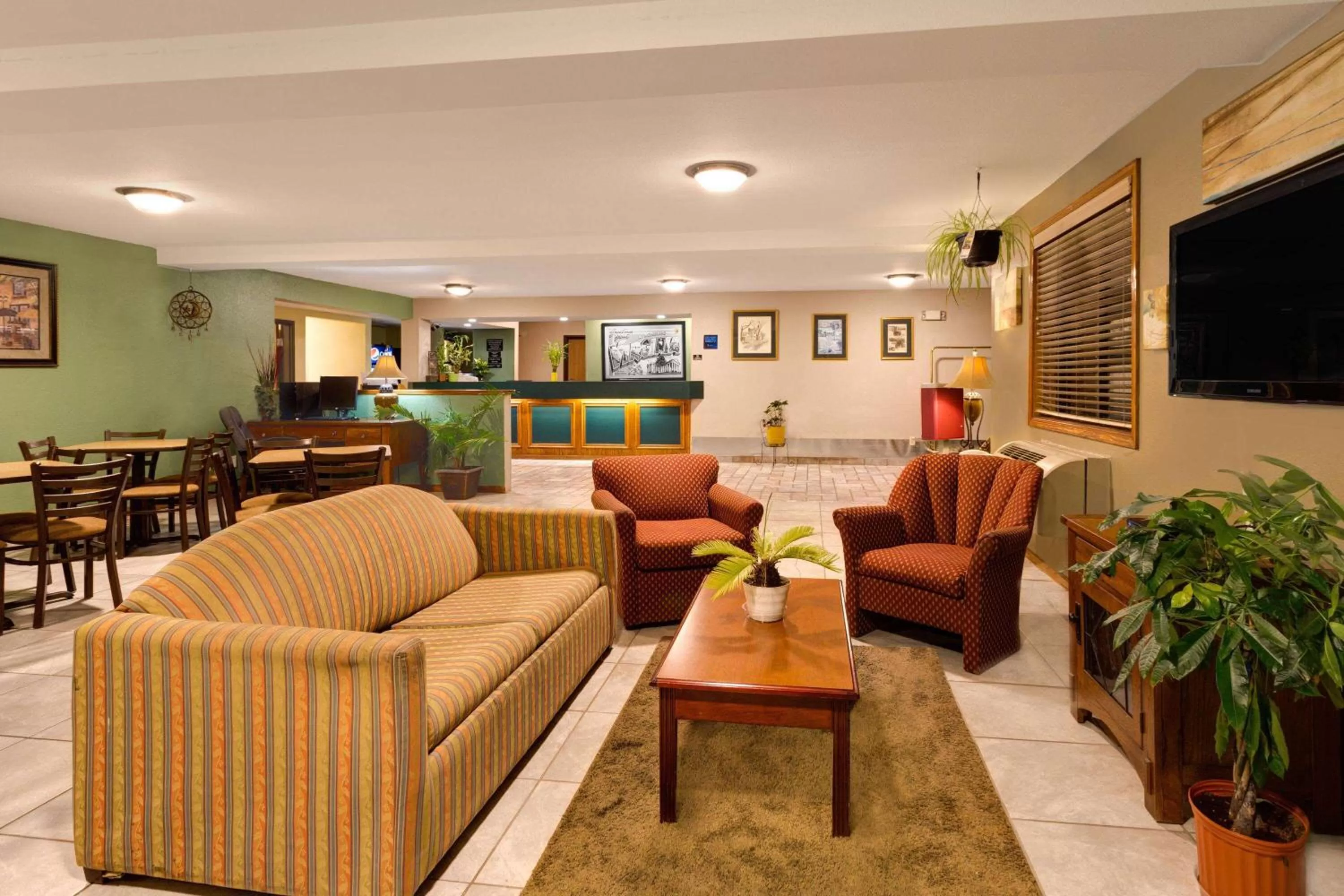 Lobby or reception in Super 8 by Wyndham Lynchburg VA