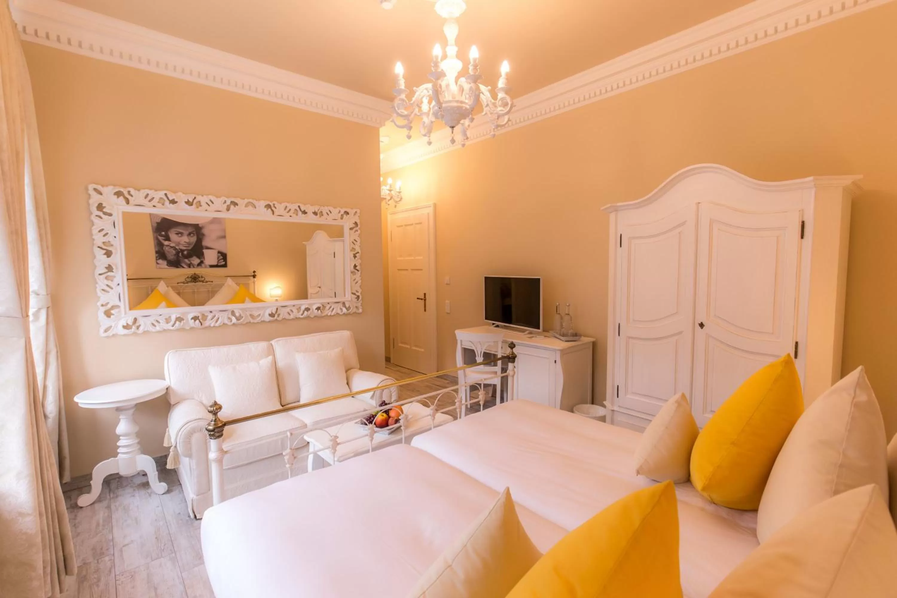 Photo of the whole room, Bed in Grande Albergo Giancarlo