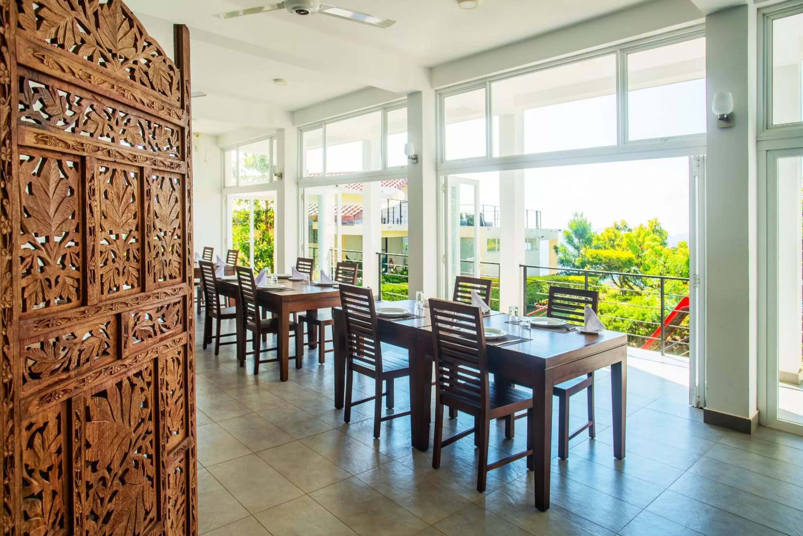 Restaurant/places to eat in The Kandyan Villa