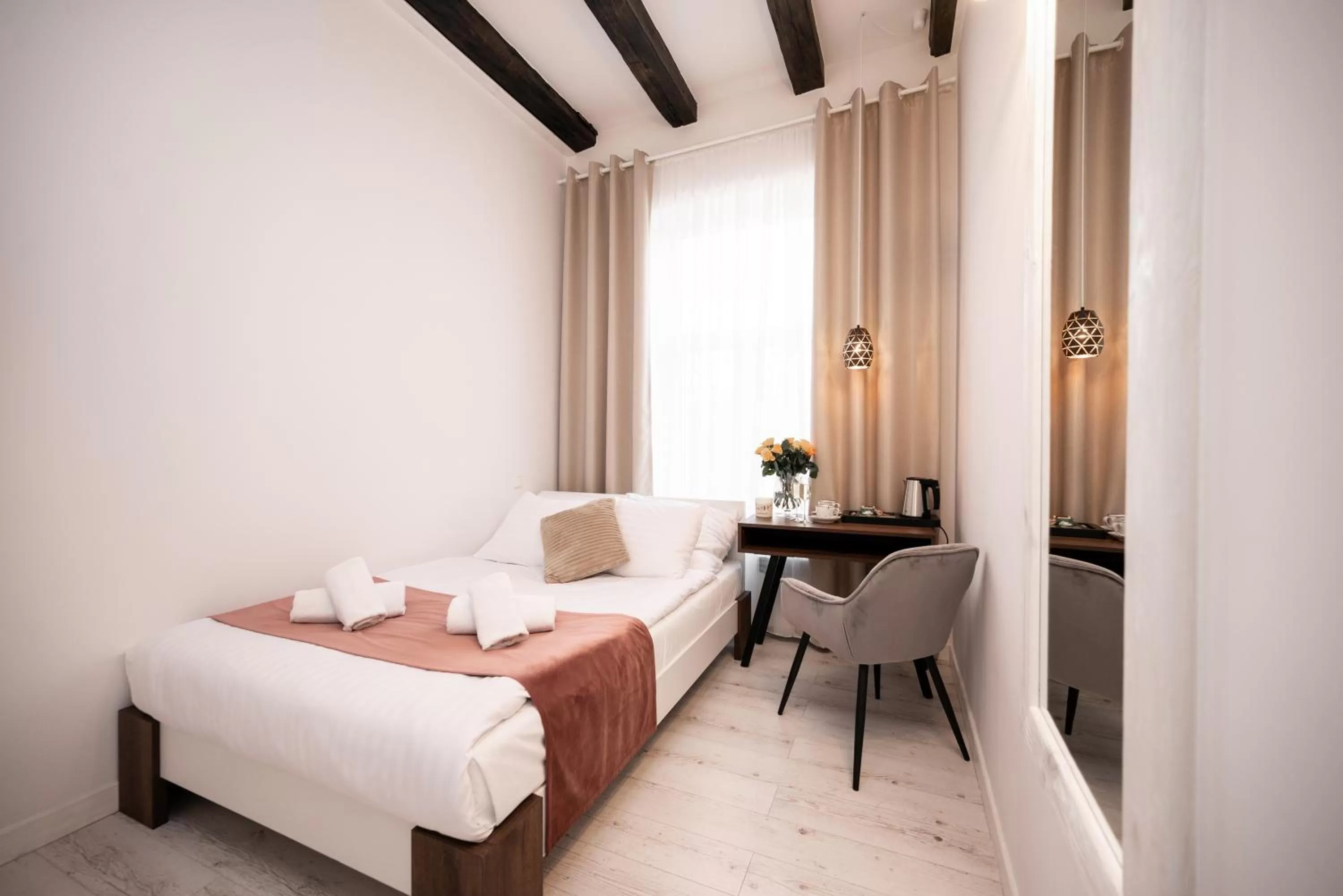 Bed in Hive Family House