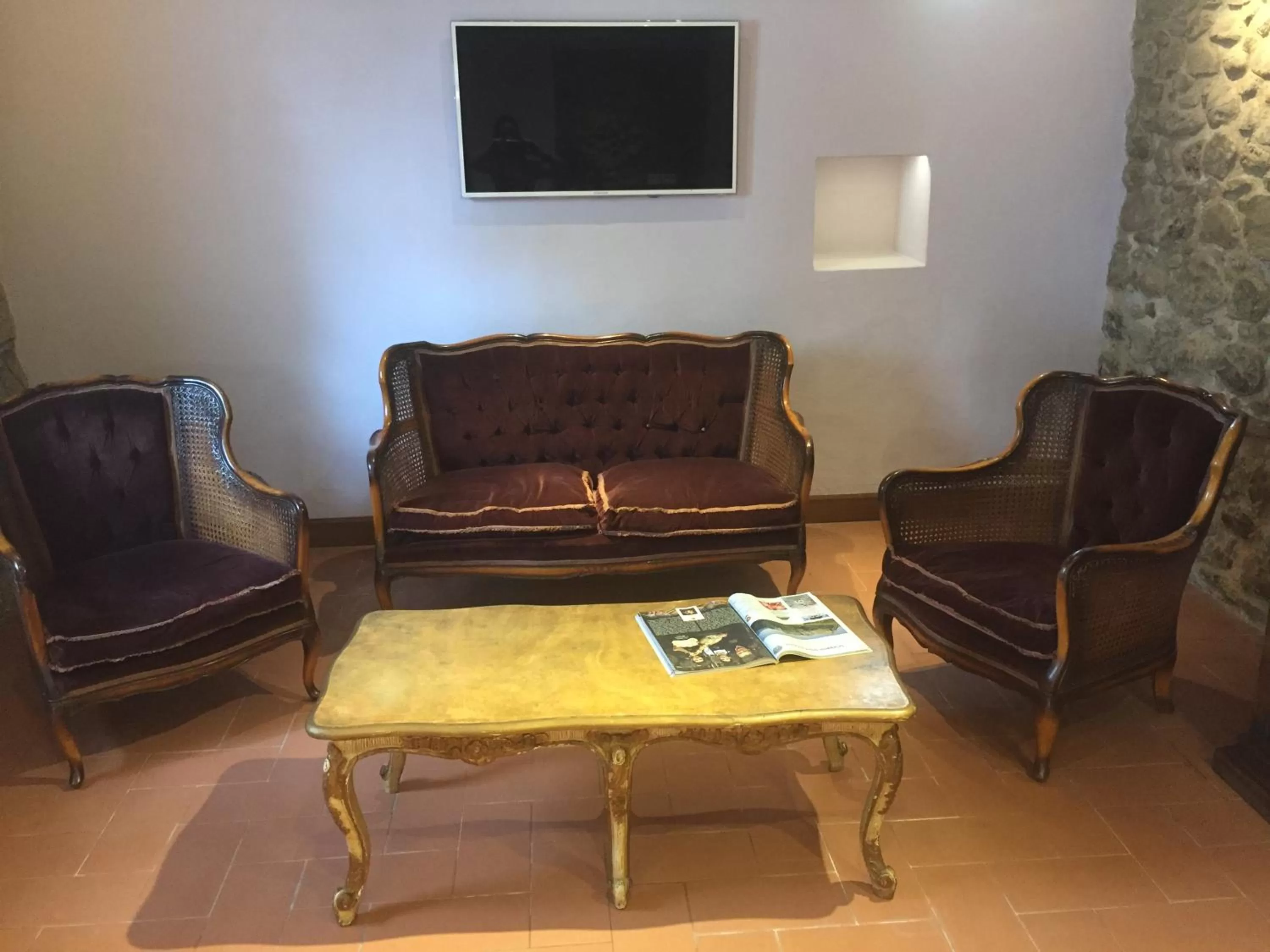 Restaurant/places to eat in Antica Locanda San Leonardo 1554