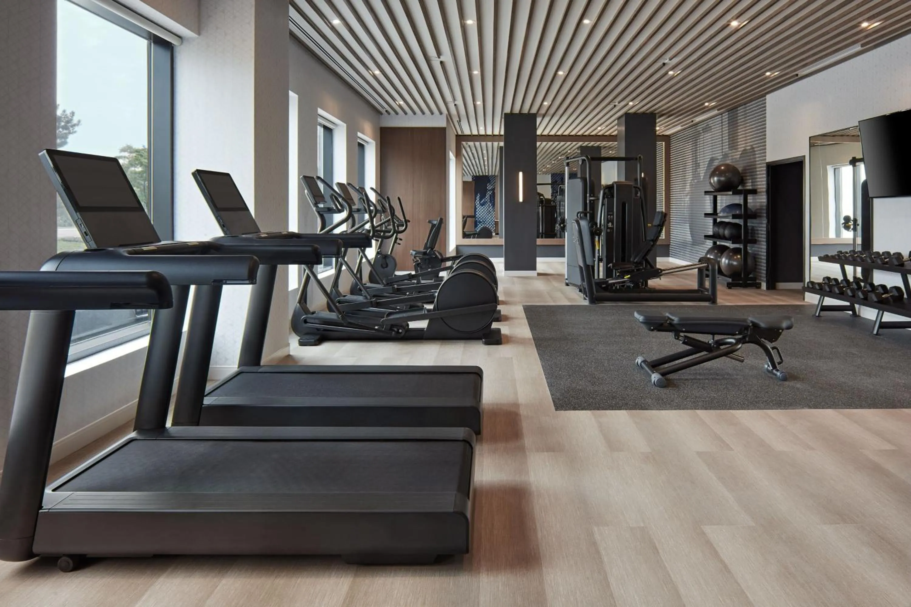 Fitness centre/facilities, Fitness Center/Facilities in Edward Hotel Markham