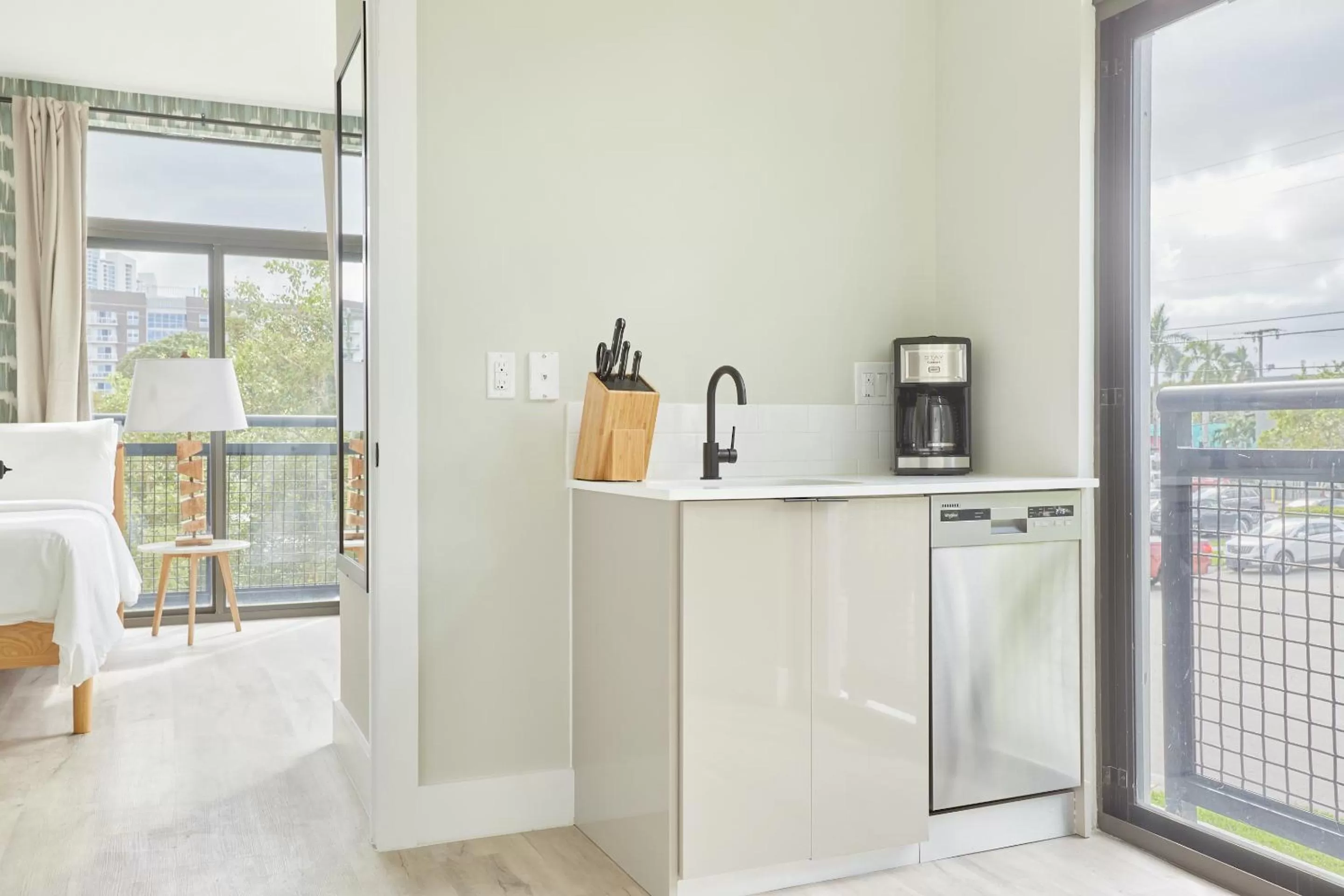 Kitchen/Kitchenette in Sonder The Palace