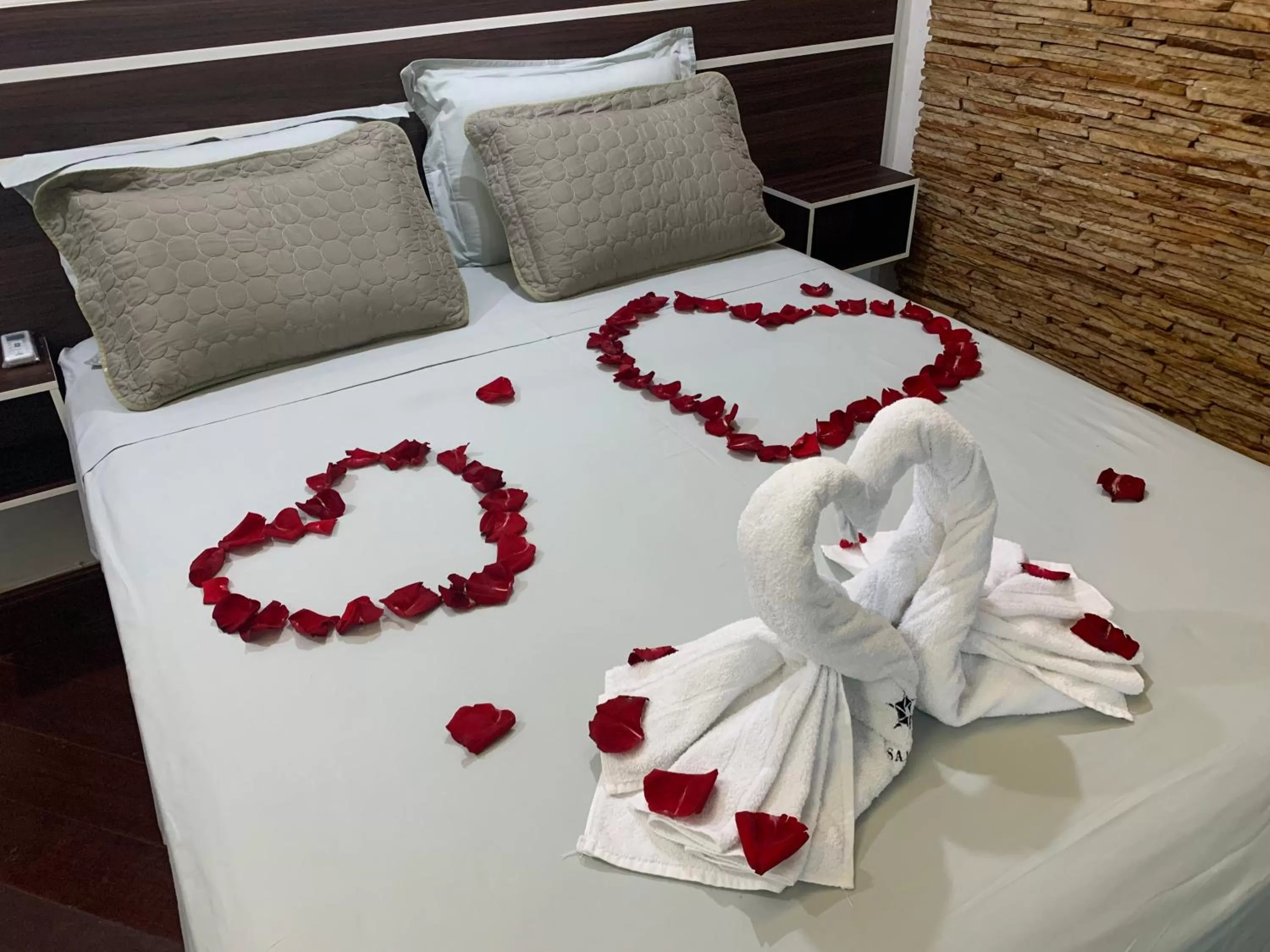 Bed in SAMIR HOTEL COMFORT