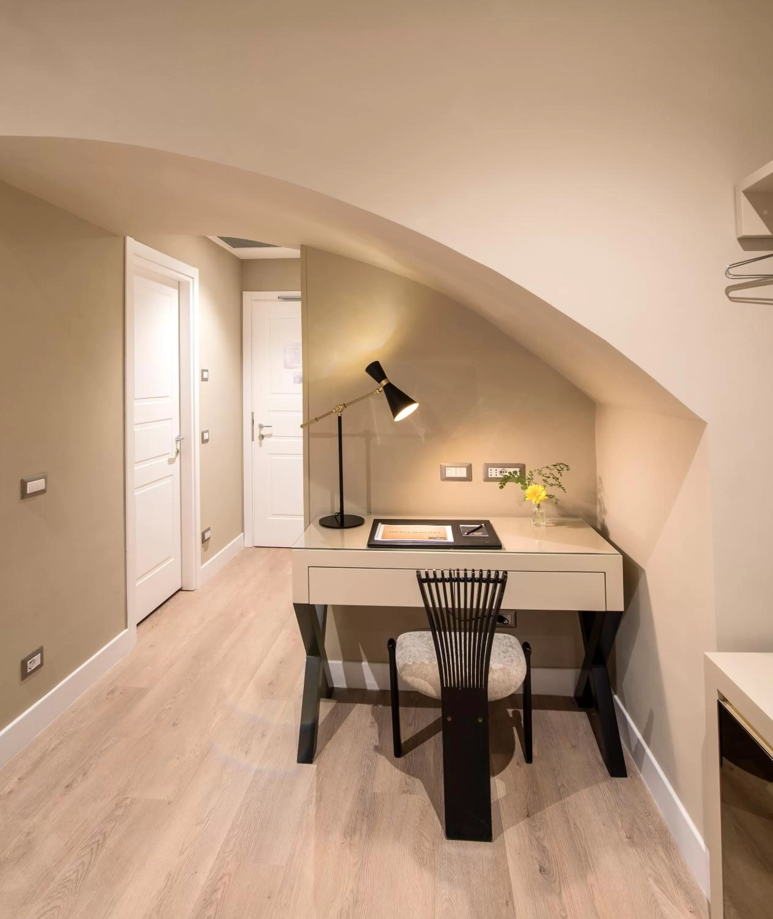 Seating area in Caruso Place Luxury Rooms & Suites