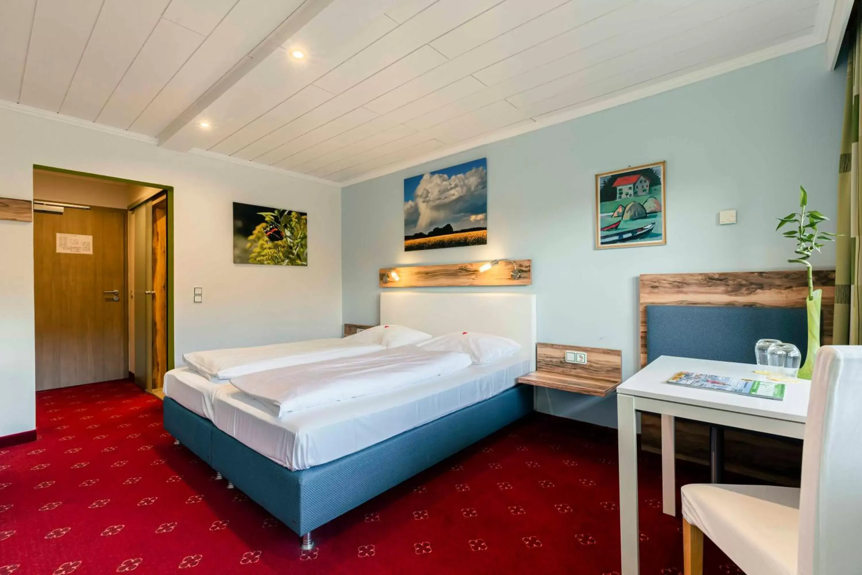 Basic Double Room in Landhotel GrünWies -Bonsai-Wellness Garni Basic Double Room in Landhotel GrünWies -Bonsai-Wellness Garni